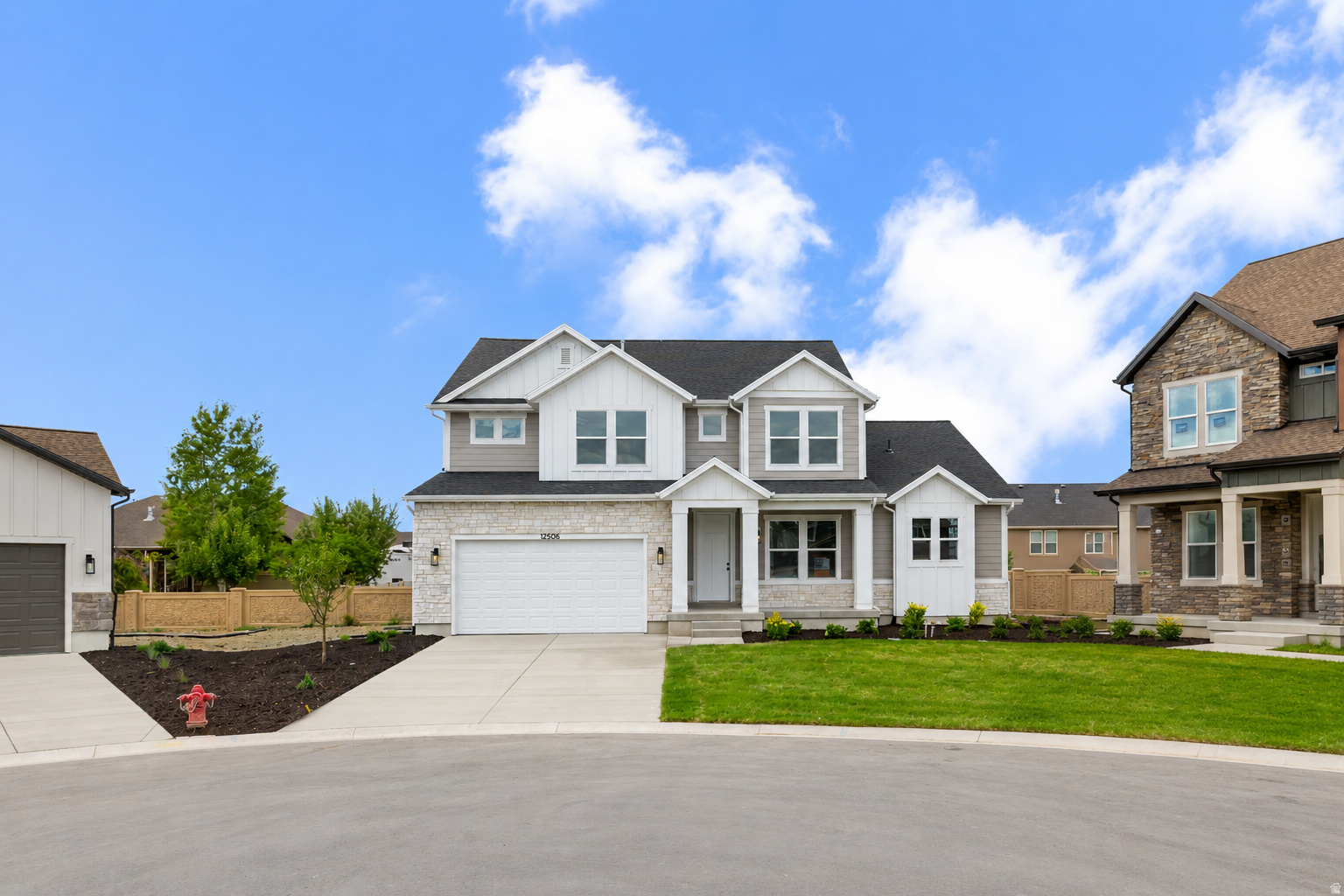 Welcome to Big Bend Cove in Herriman! Conveniently located off W Herriman Blvd, this community offers the perfect blend of accessibility and convenience. Residents enjoy quick access to Mountain View Village Shopping Center, JL Sorenson Recreation Center, and K9 Memorial Dog Park. Families will love the proximity to Athlos Academy (2 min), Bastian Elementary (3 min), Copper Mountain Middle (5 min), and Herriman High School (5 min). Plus, Mountain View Corridor is just a 5-minute drive away, making commuting a breeze. Discover the ideal location and lifestyle at Big Bend Cove!