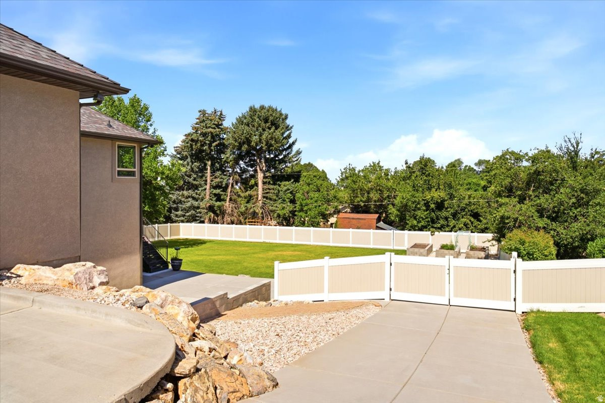 MAJESTIC HEIGHTS - Residential