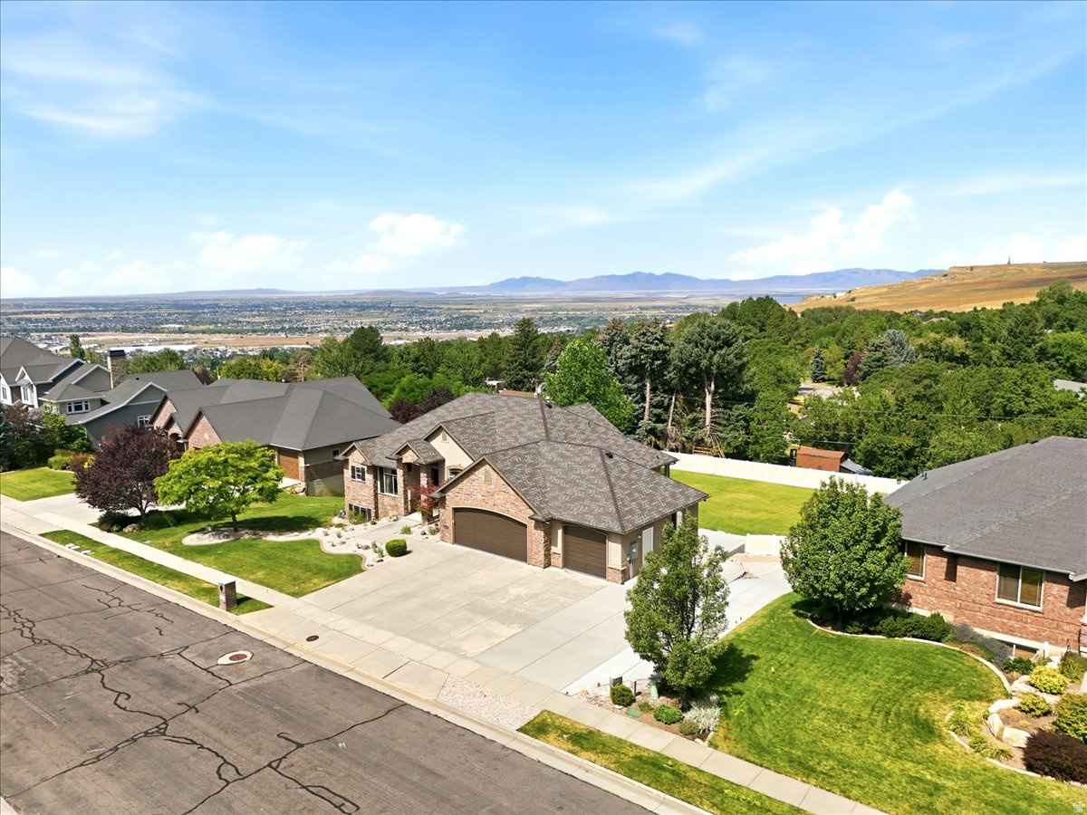 MAJESTIC HEIGHTS - Residential