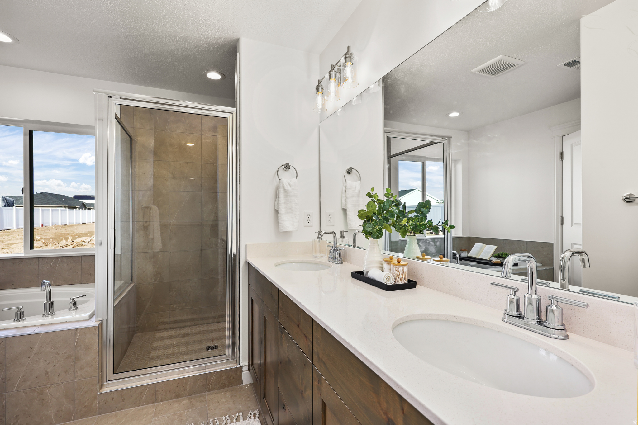 HALL HAVEN - Residential