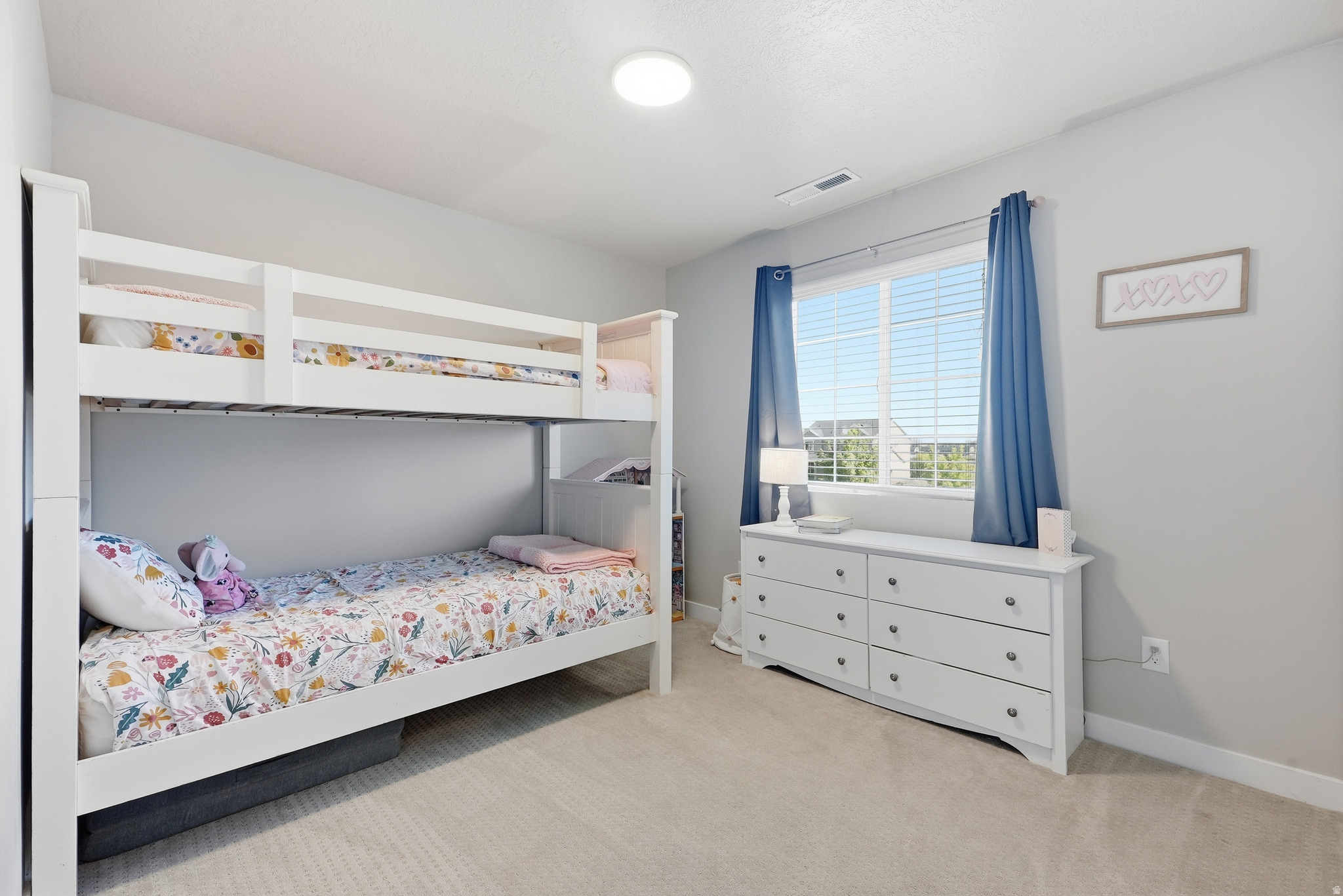 BROADVIEW SHORES - Residential