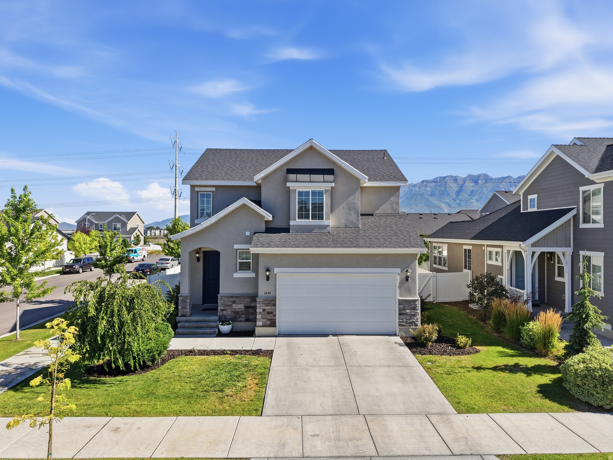 BROADVIEW SHORES - Residential