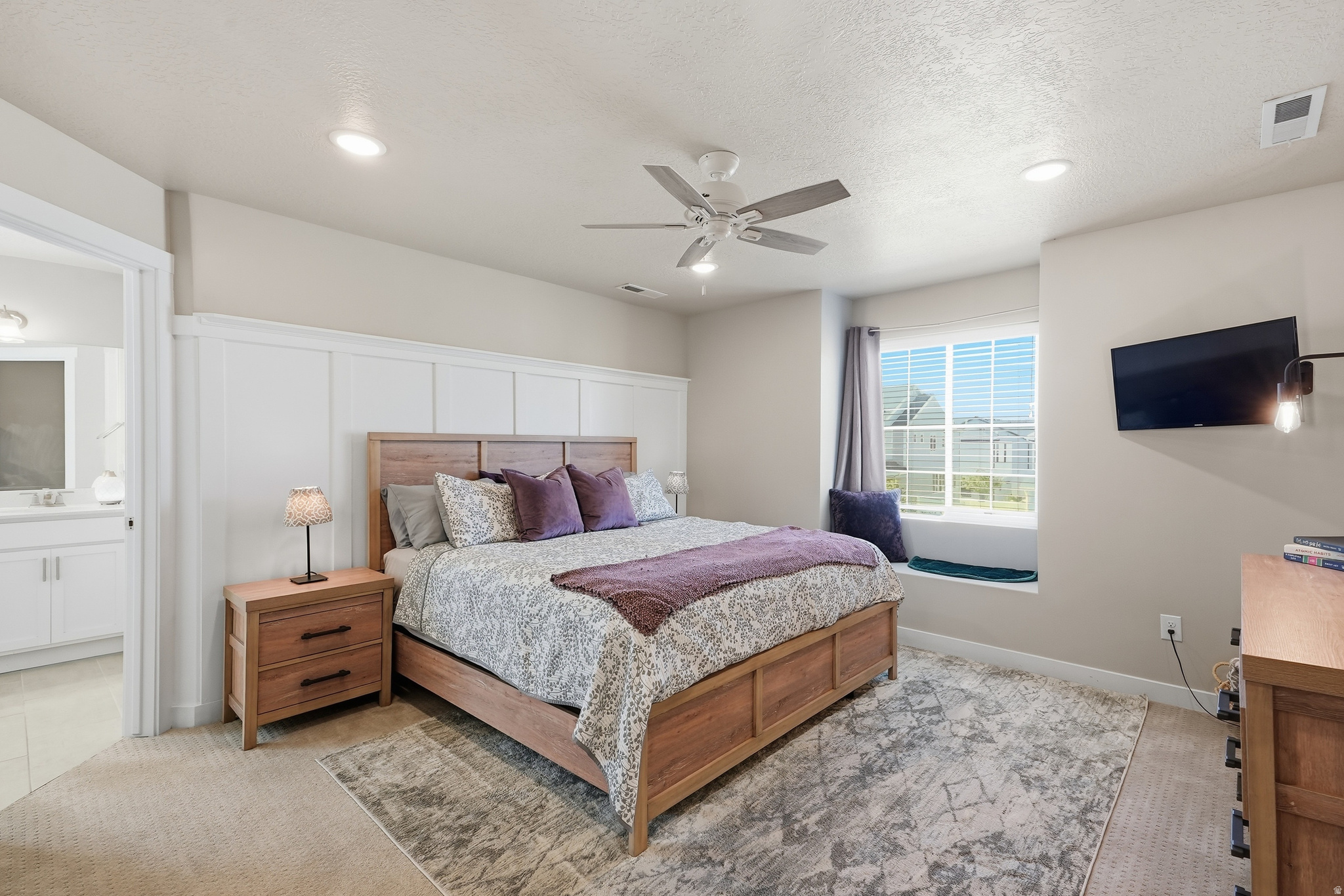 BROADVIEW SHORES - Residential