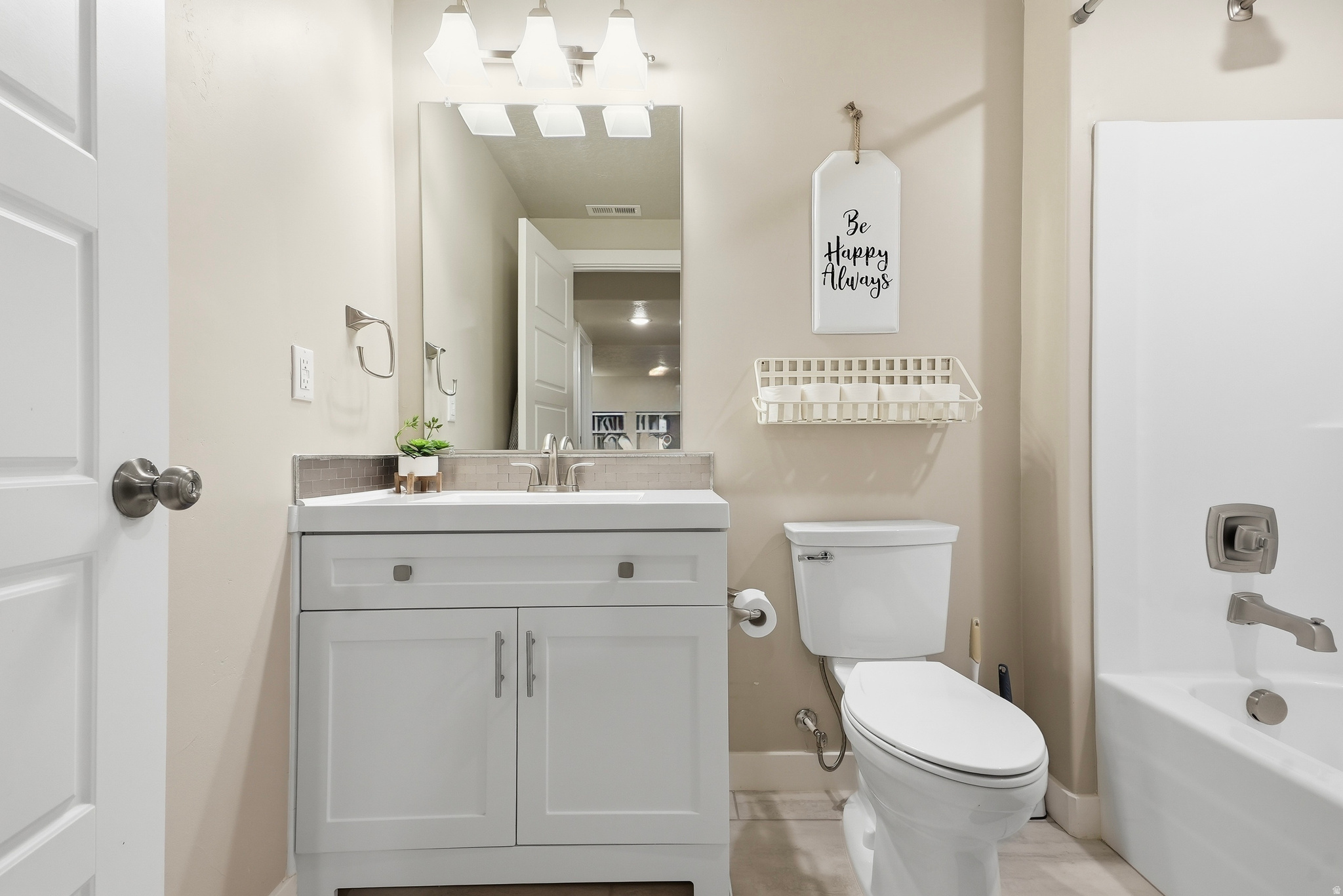 BROADVIEW SHORES - Residential