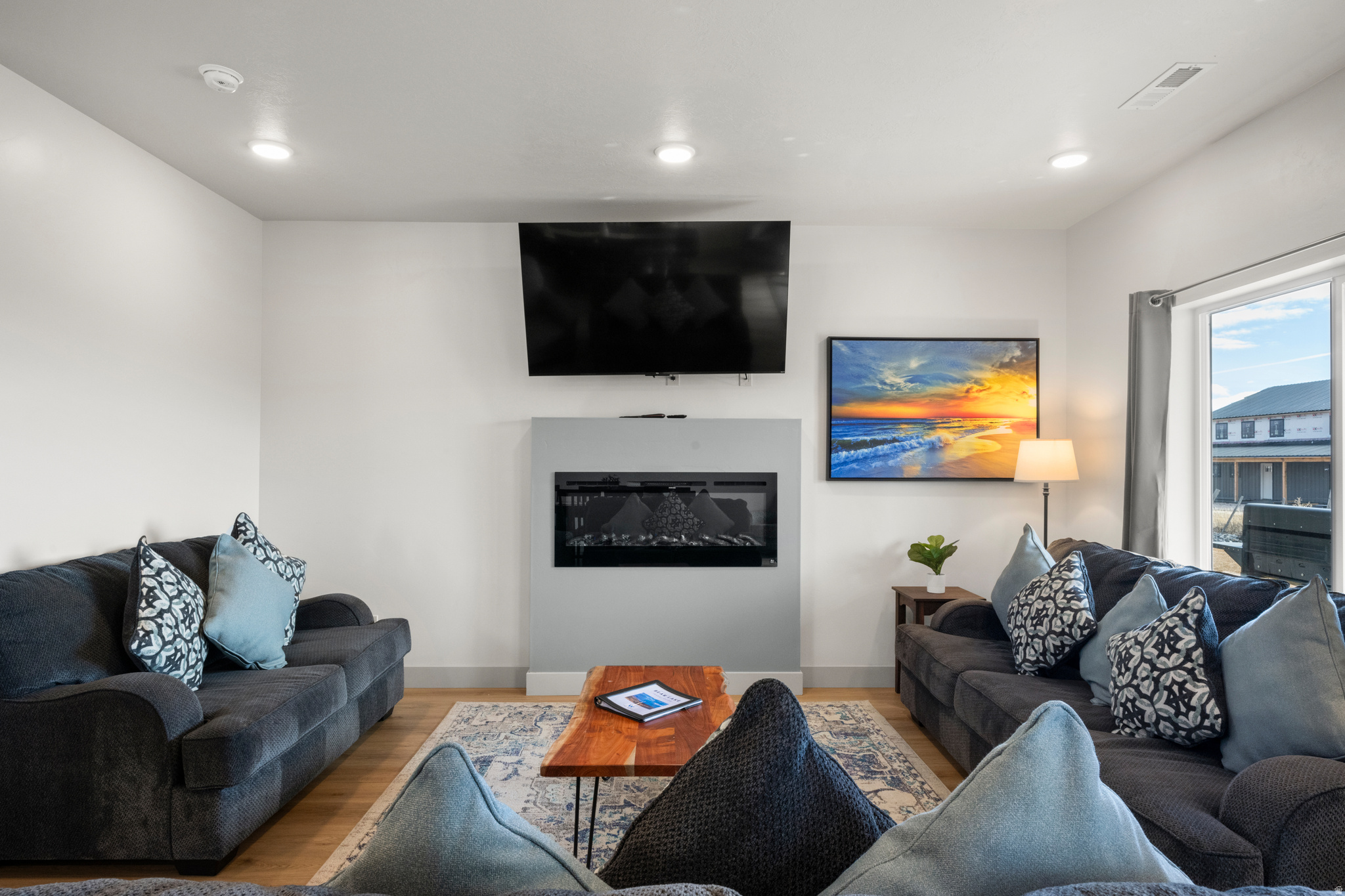 WATERDANCE - Residential