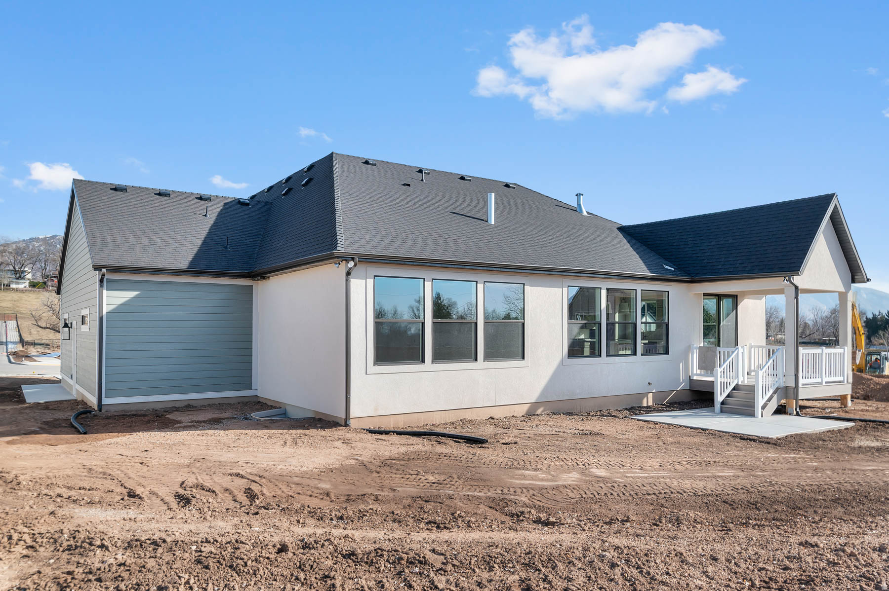WEBER VIEW 221 - Residential