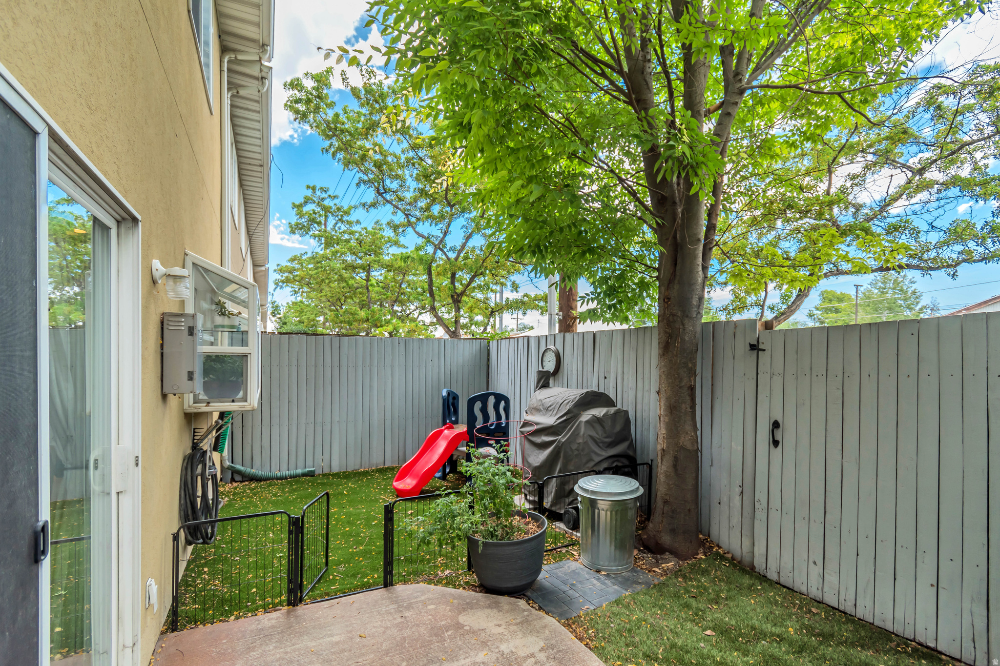 OLD MILL COURT - Residential