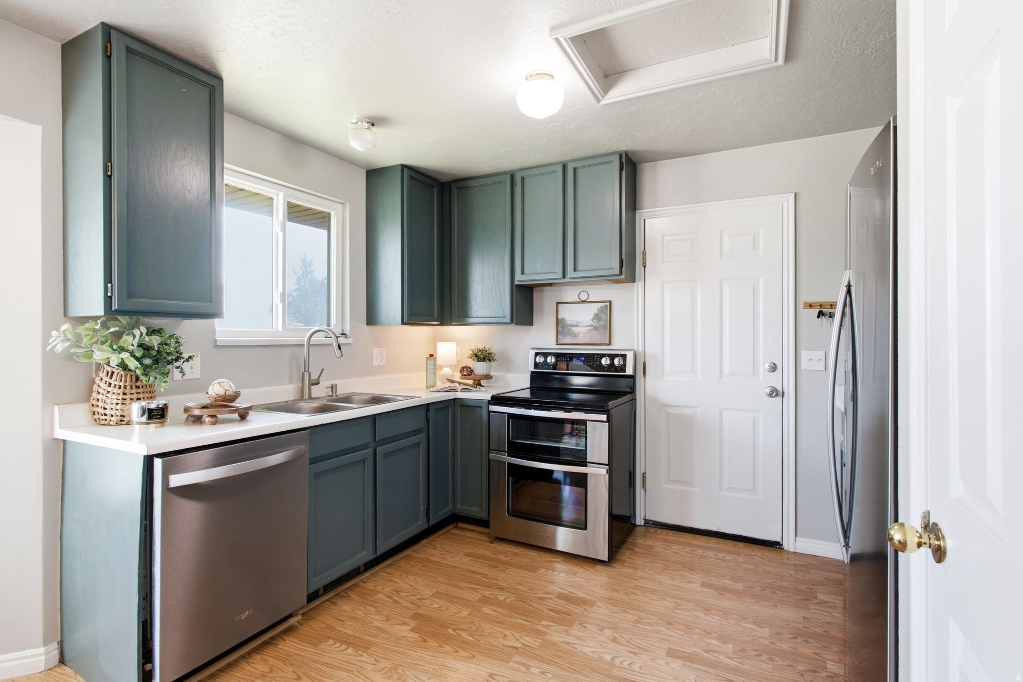 BONNEVILLE ACRES PLAT D - Residential