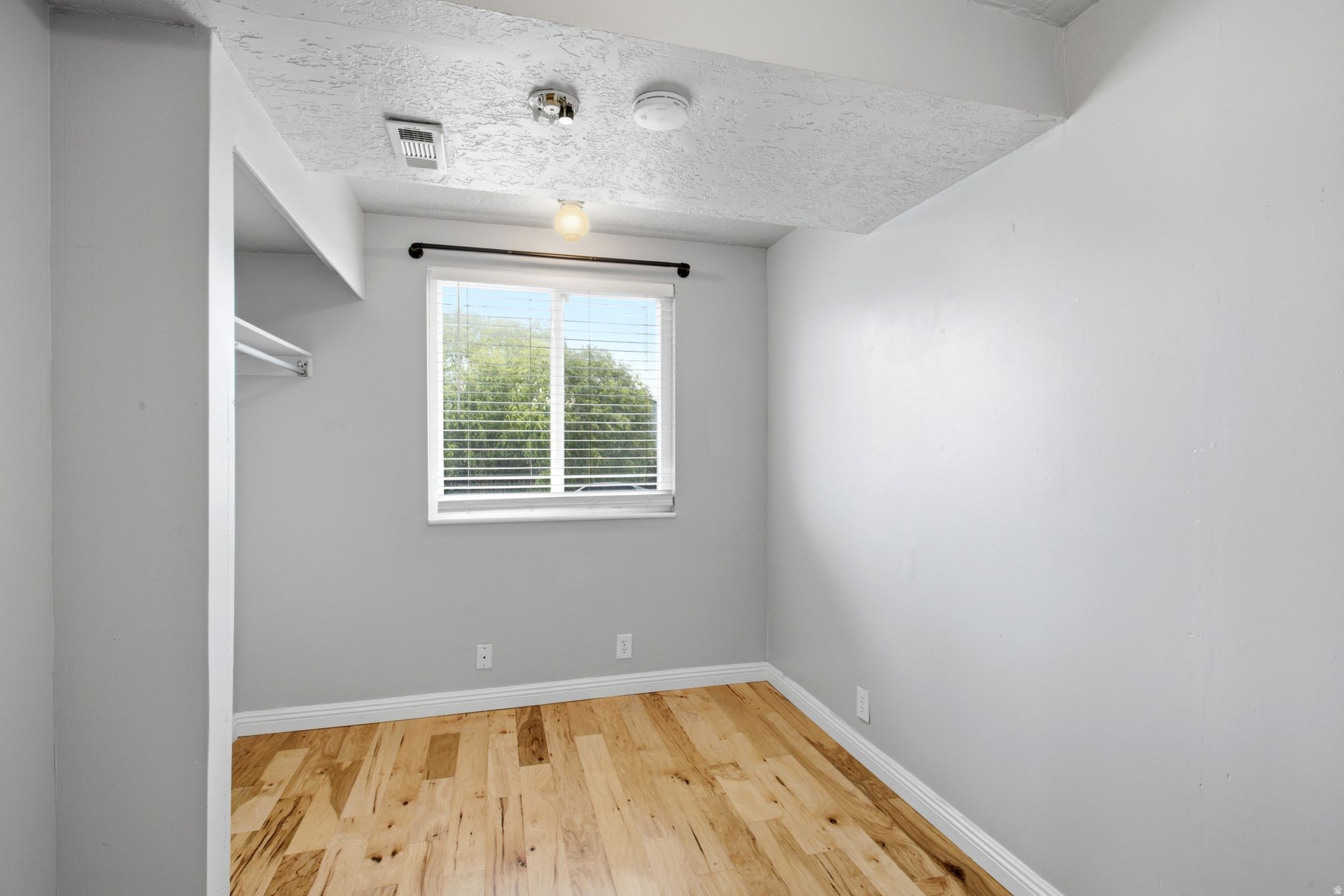 BONNEVILLE ACRES PLAT D - Residential
