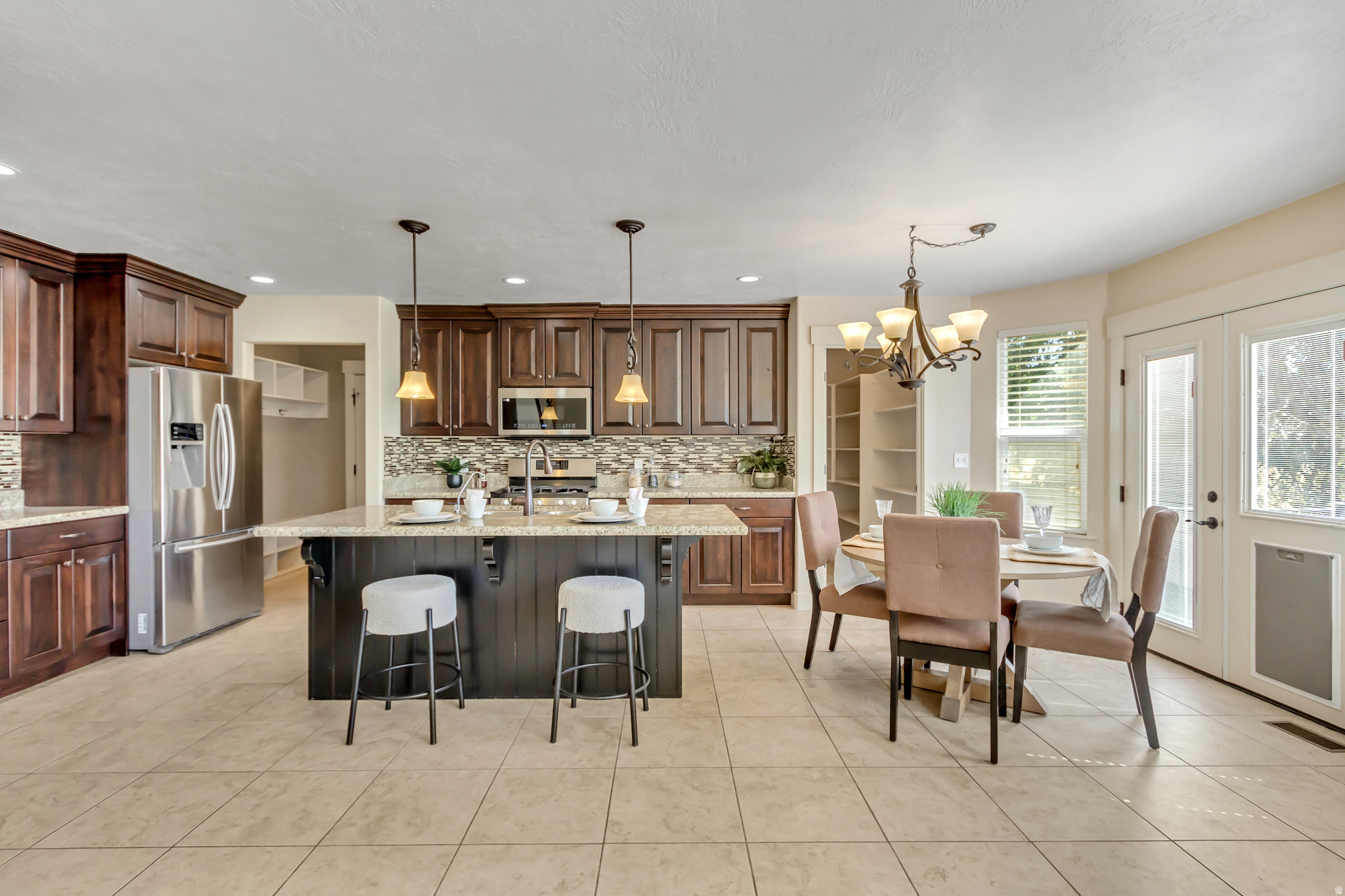 PINNACLE ACRE - Residential