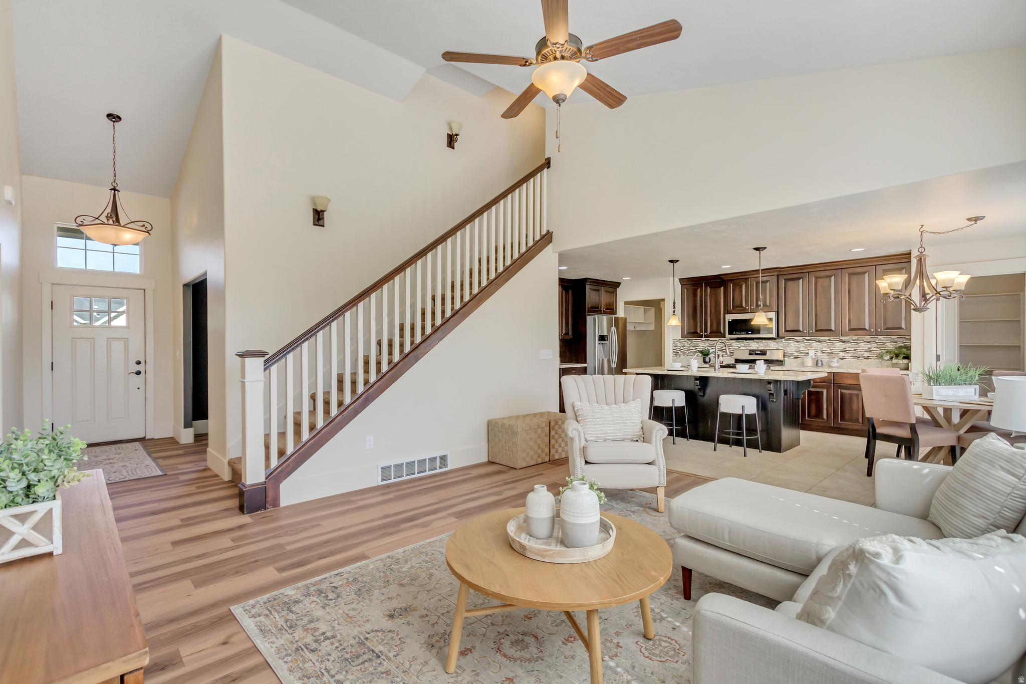 PINNACLE ACRE - Residential