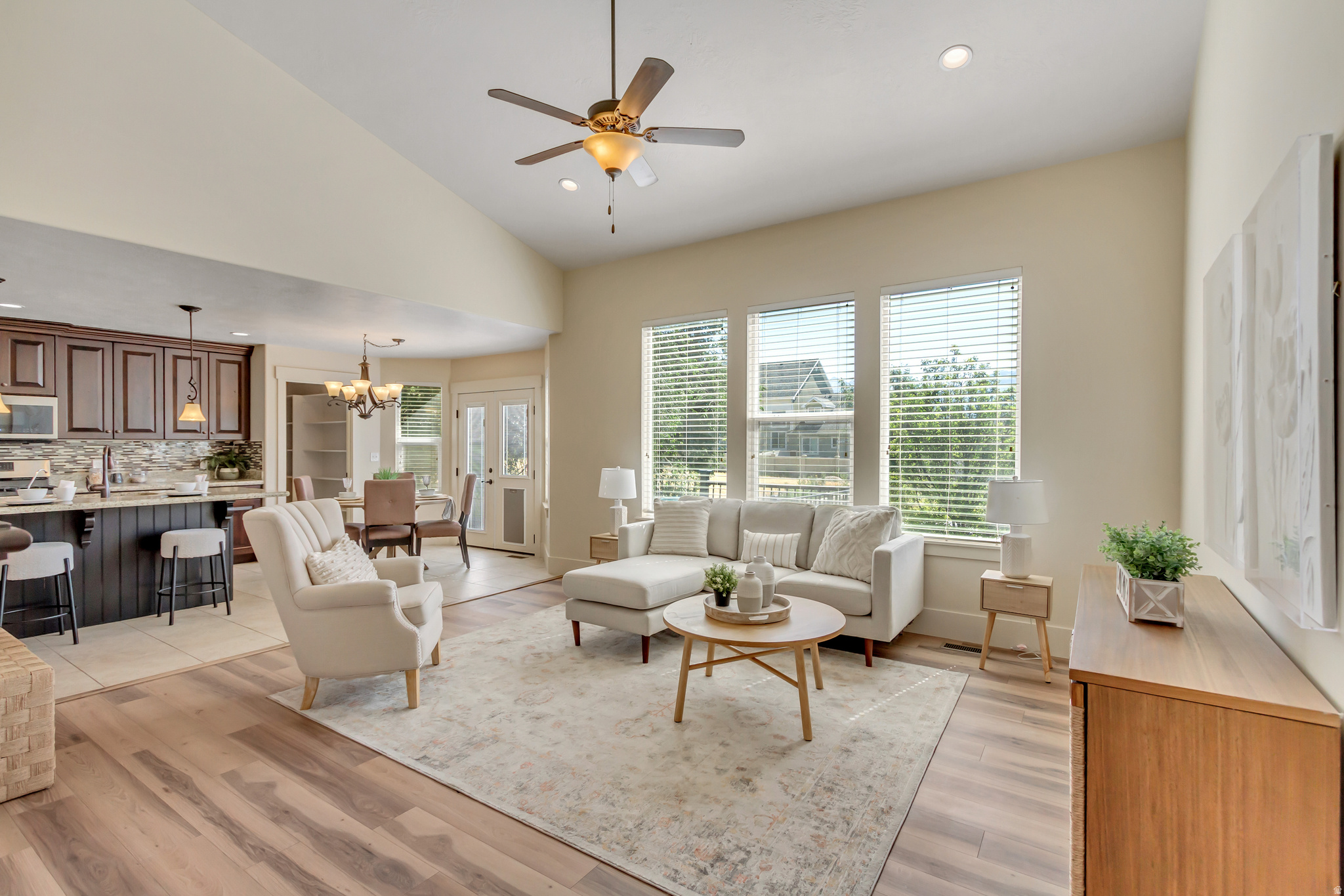 PINNACLE ACRE - Residential