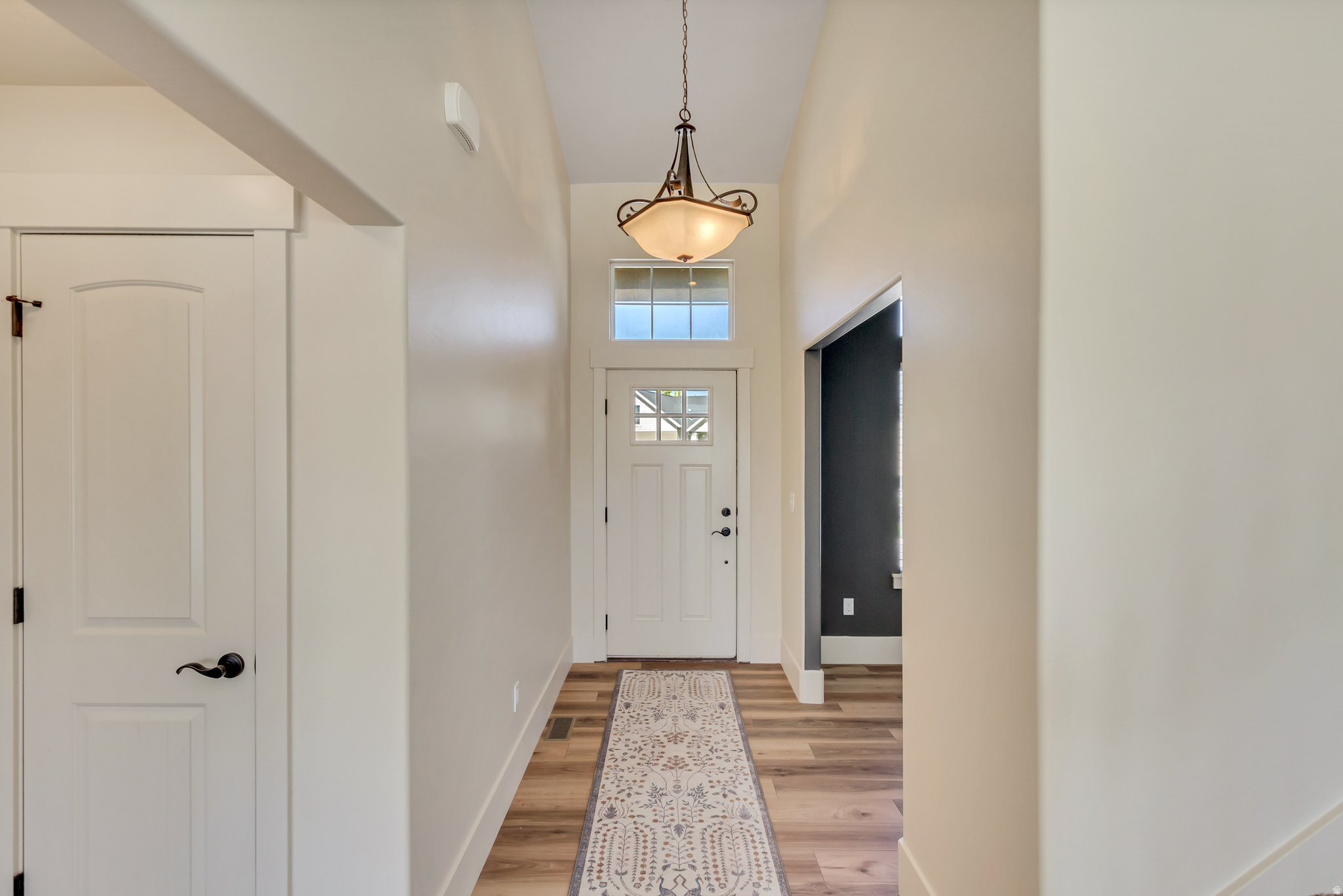 PINNACLE ACRE - Residential