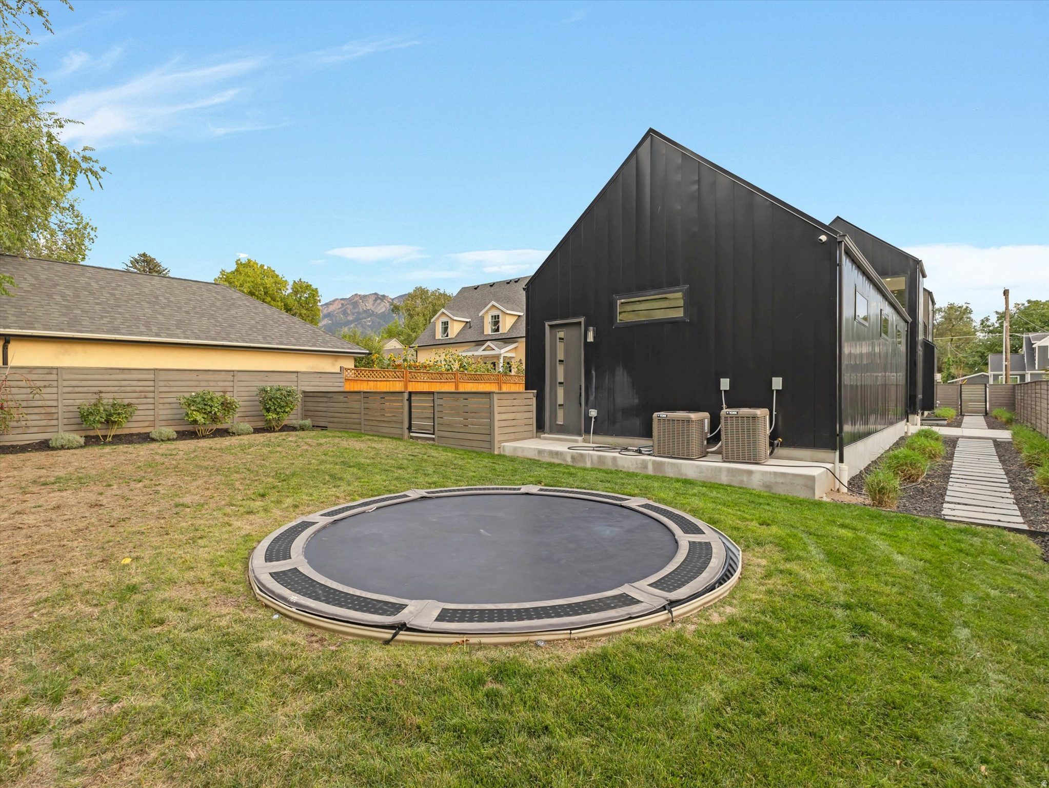 CANYON RIM - Residential