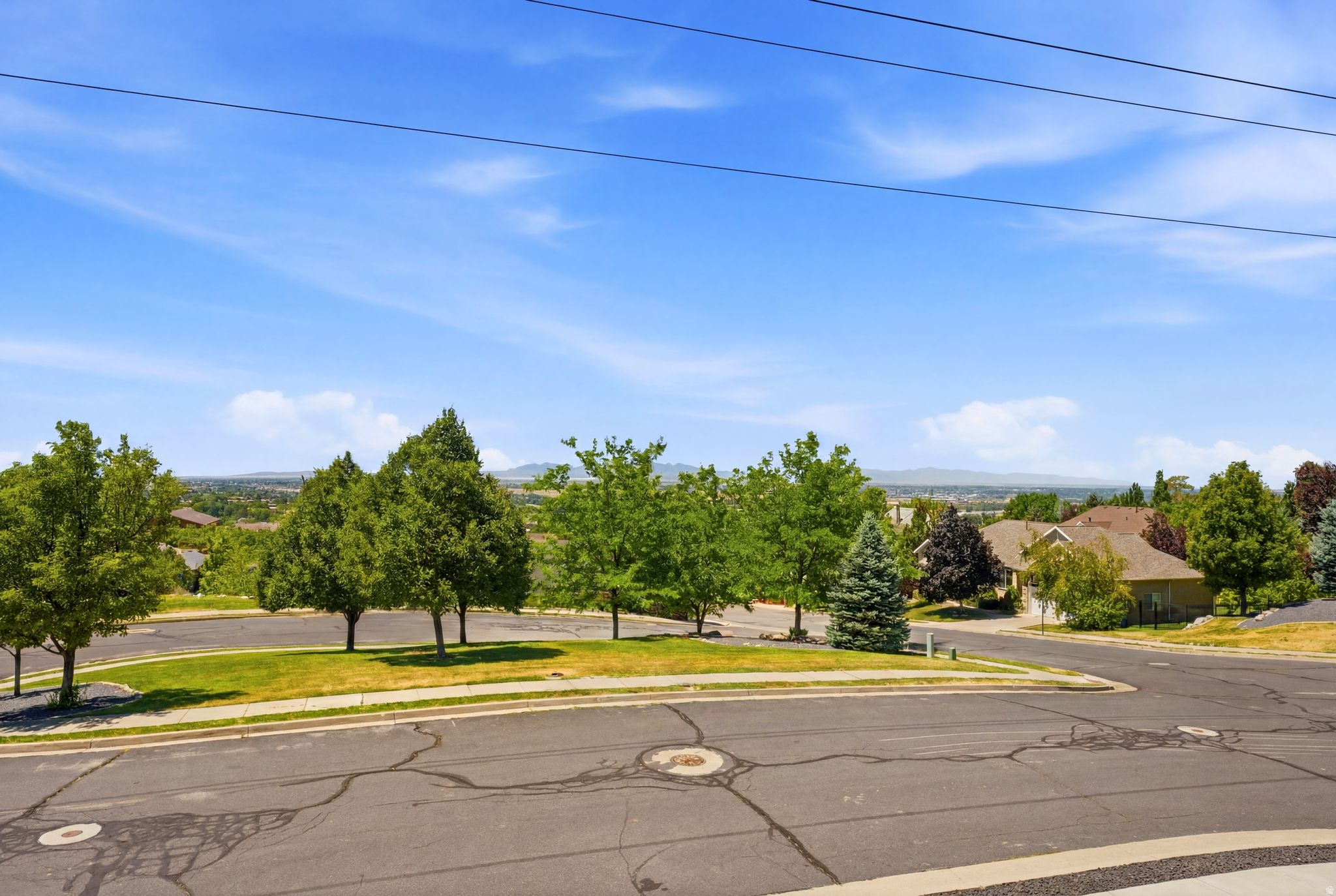 THE POINTE AT STONE - Residential