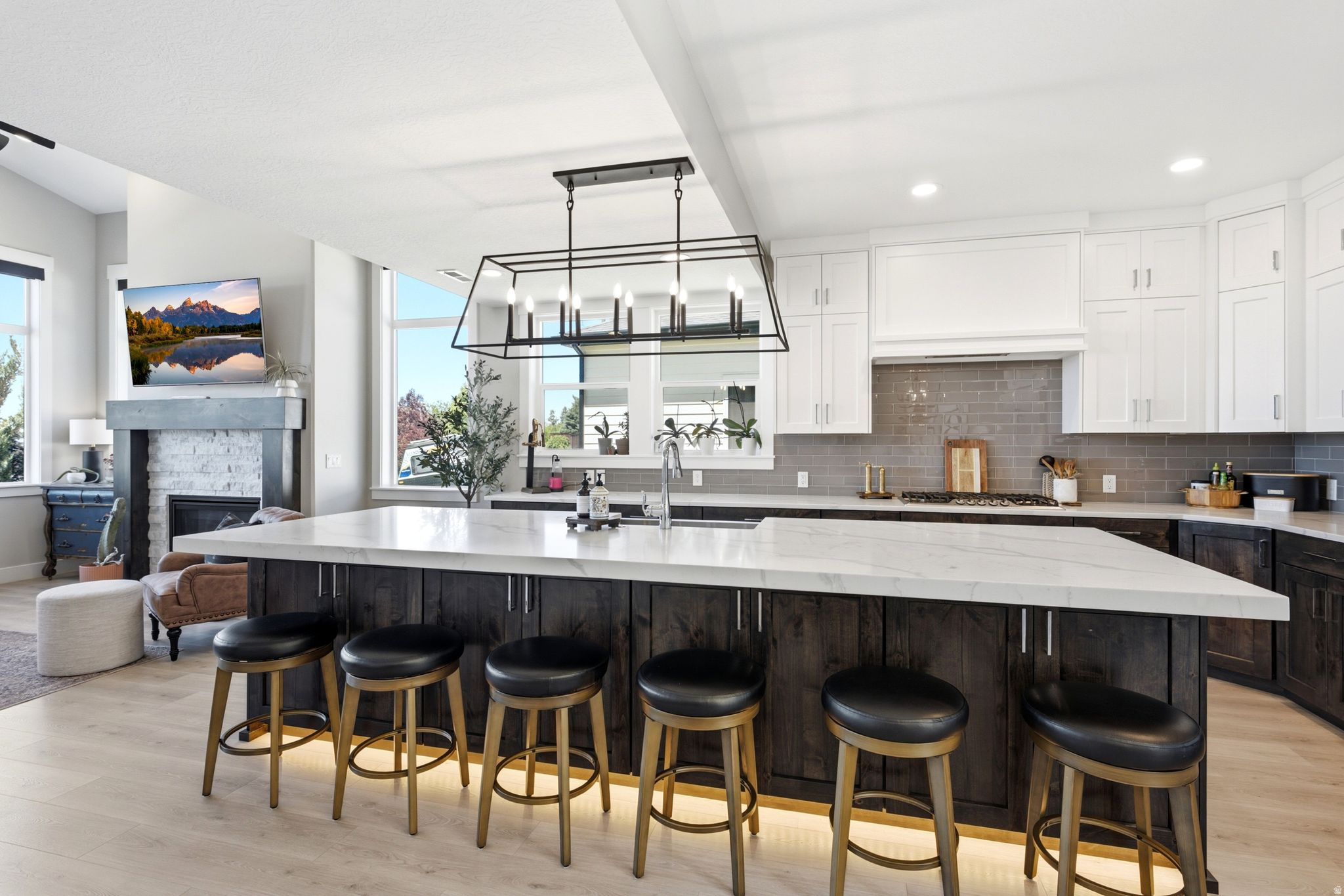 THE POINTE AT STONE - Residential