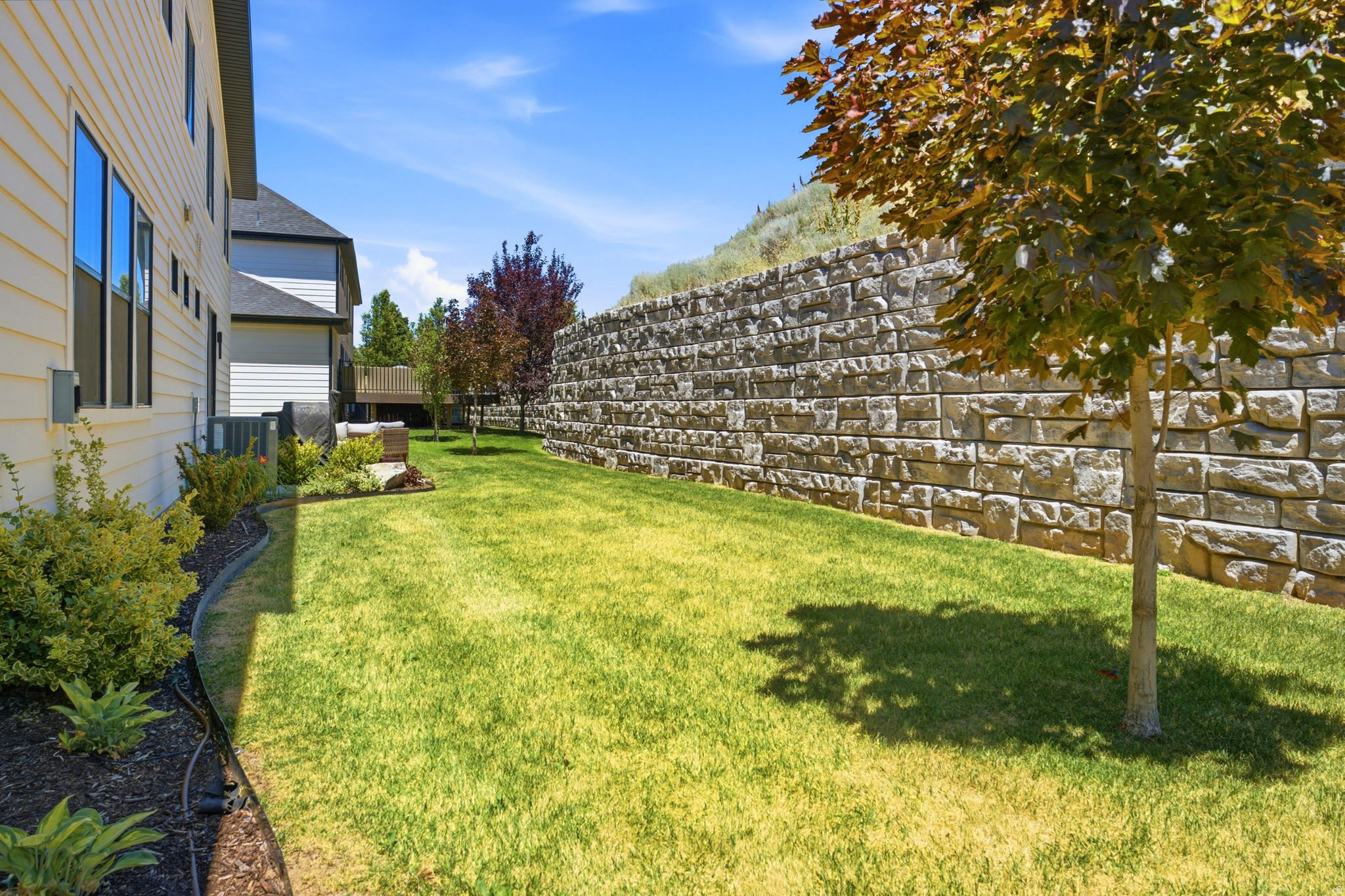 THE POINTE AT STONE - Residential