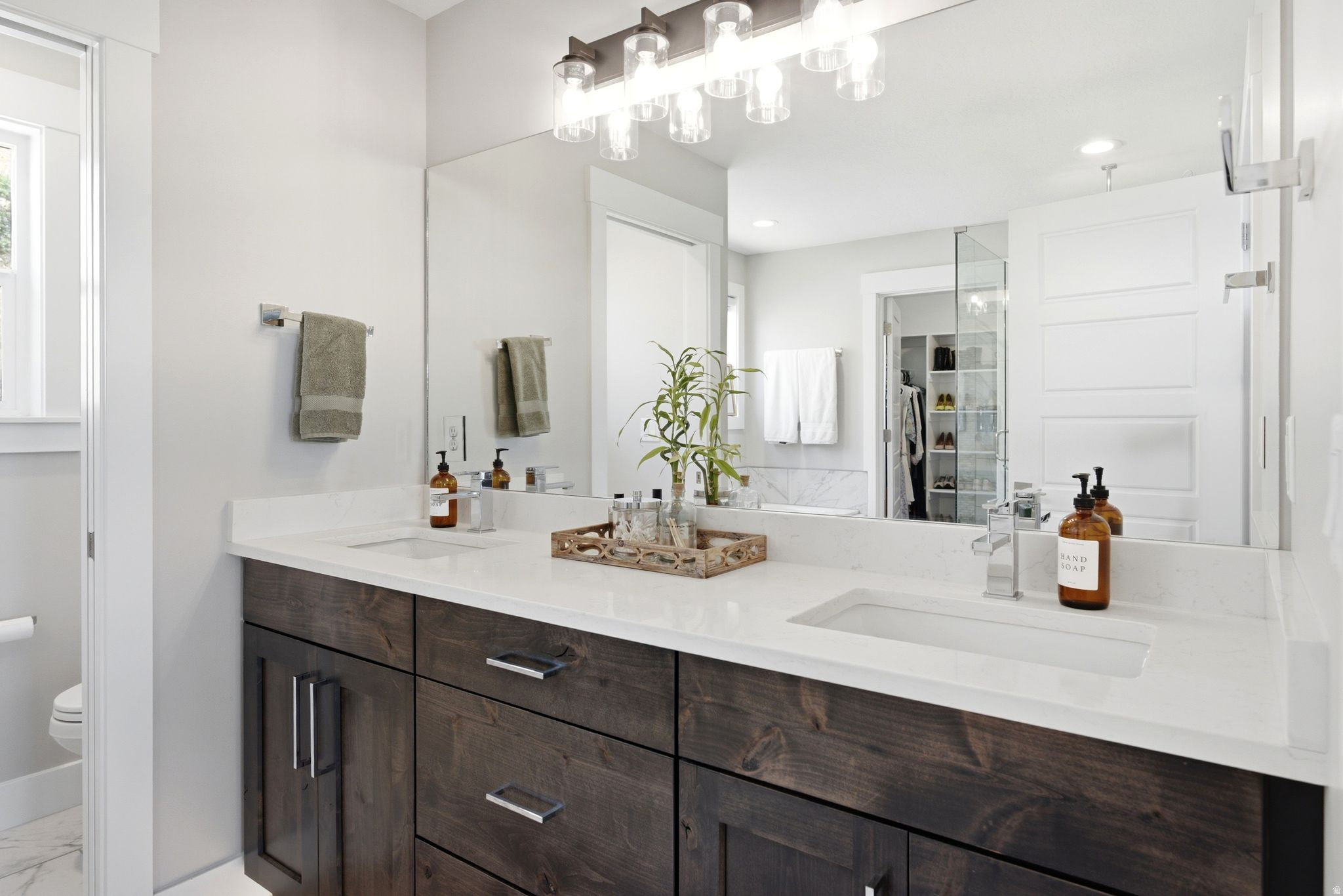 THE POINTE AT STONE - Residential