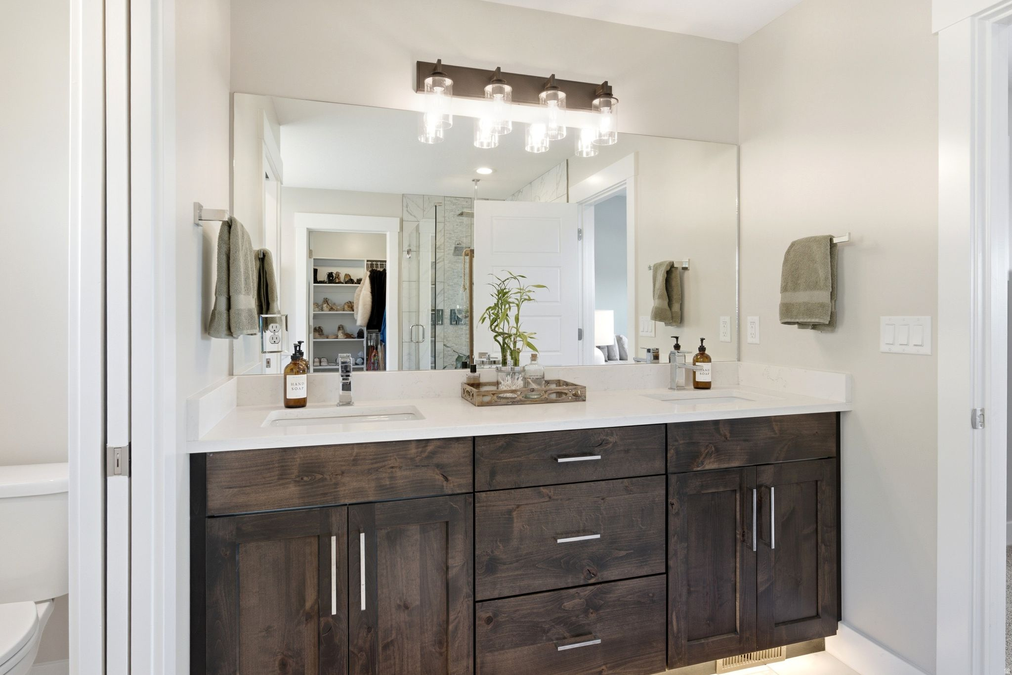 THE POINTE AT STONE - Residential