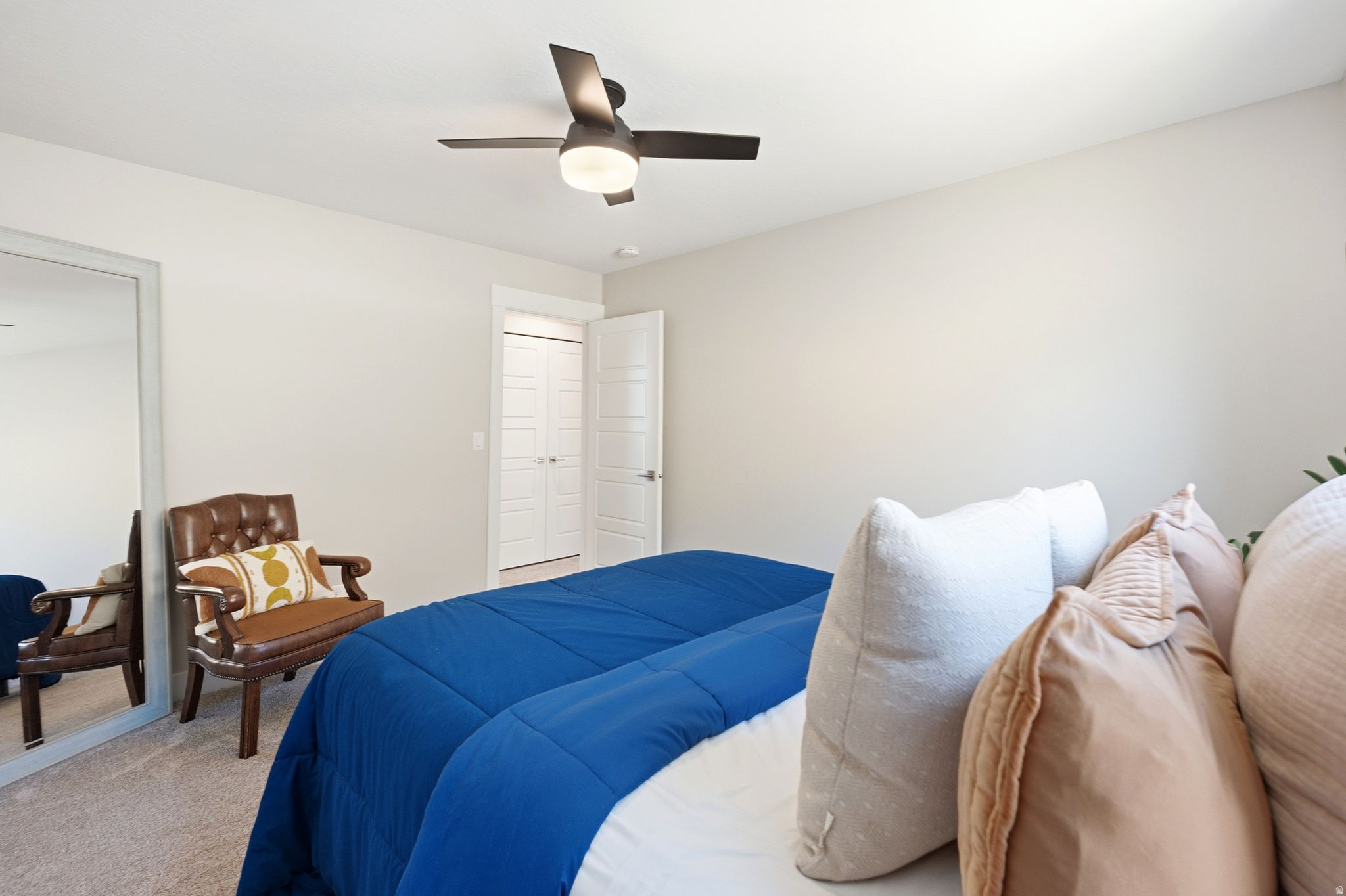 THE POINTE AT STONE - Residential