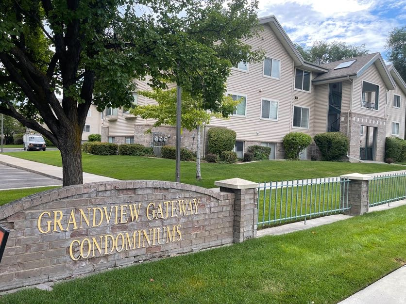 GRANDVIEW GATEWAY - Residential
