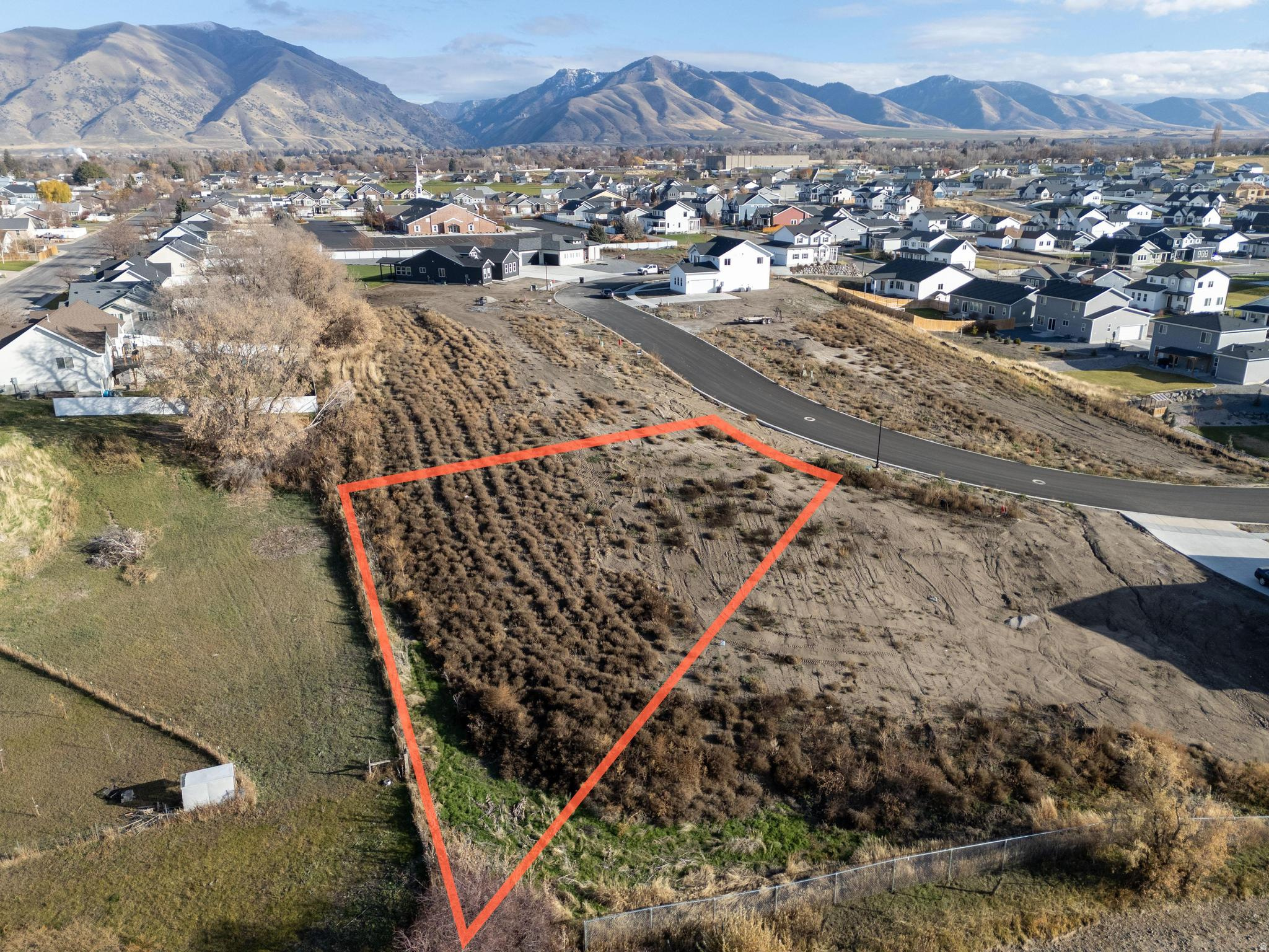 MOUNT STERLING FARMS - Land