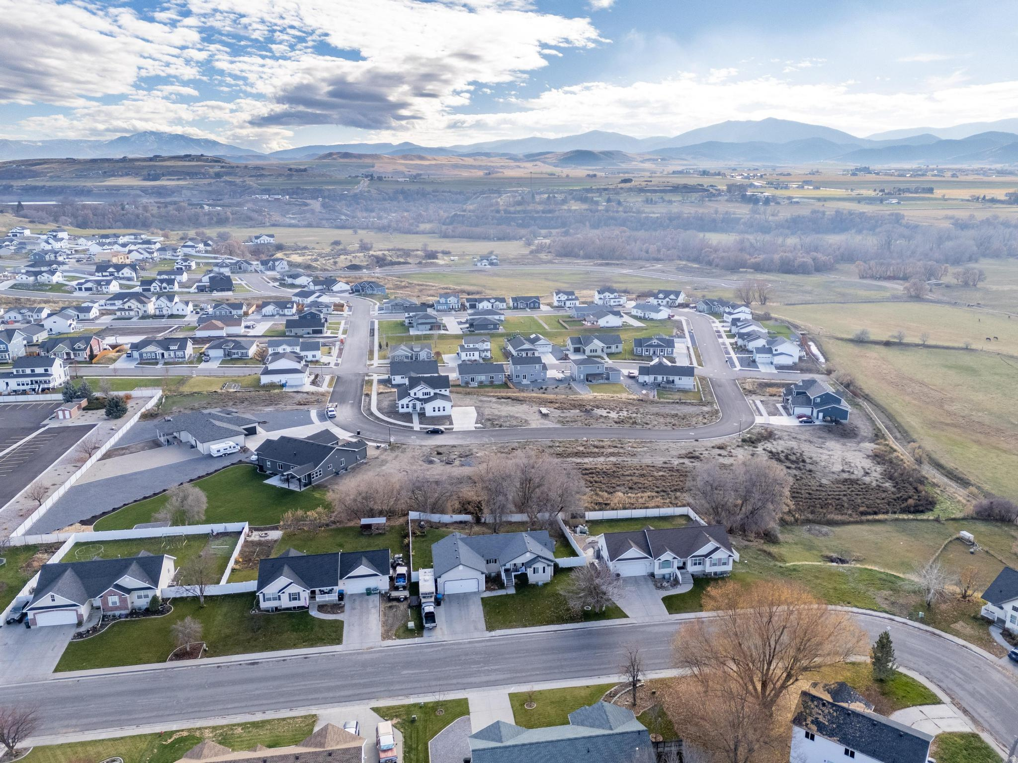 MOUNT STERLING FARMS - Land