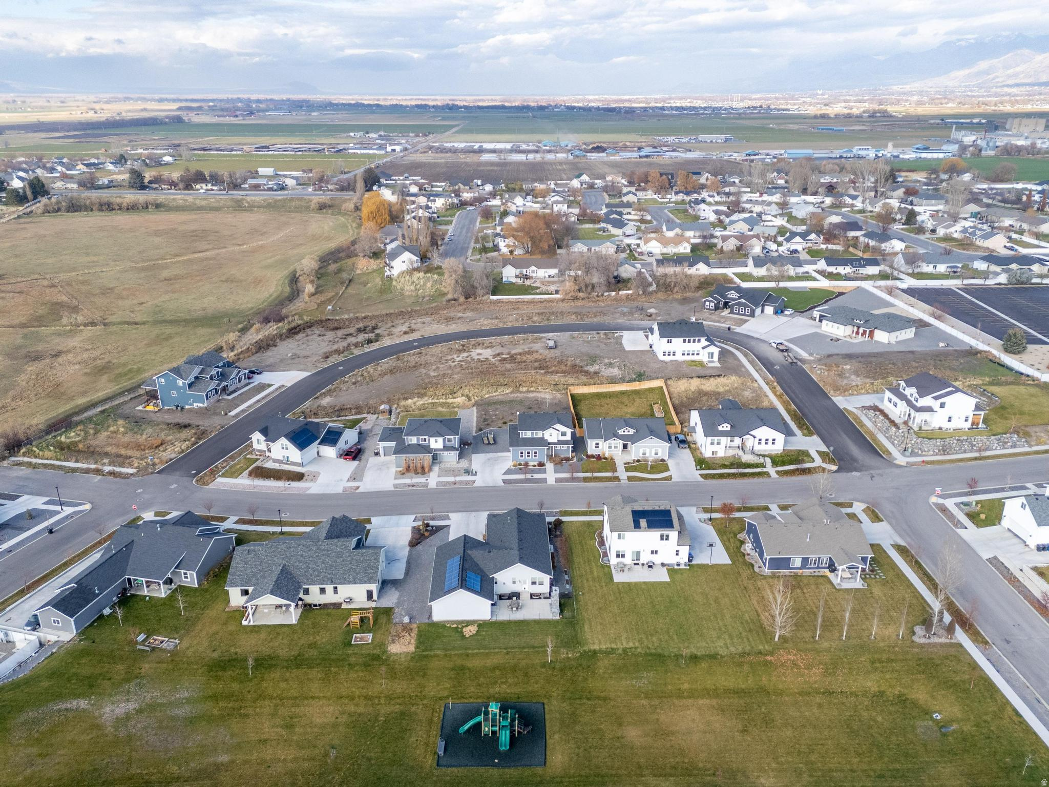 MOUNT STERLING FARMS - Land