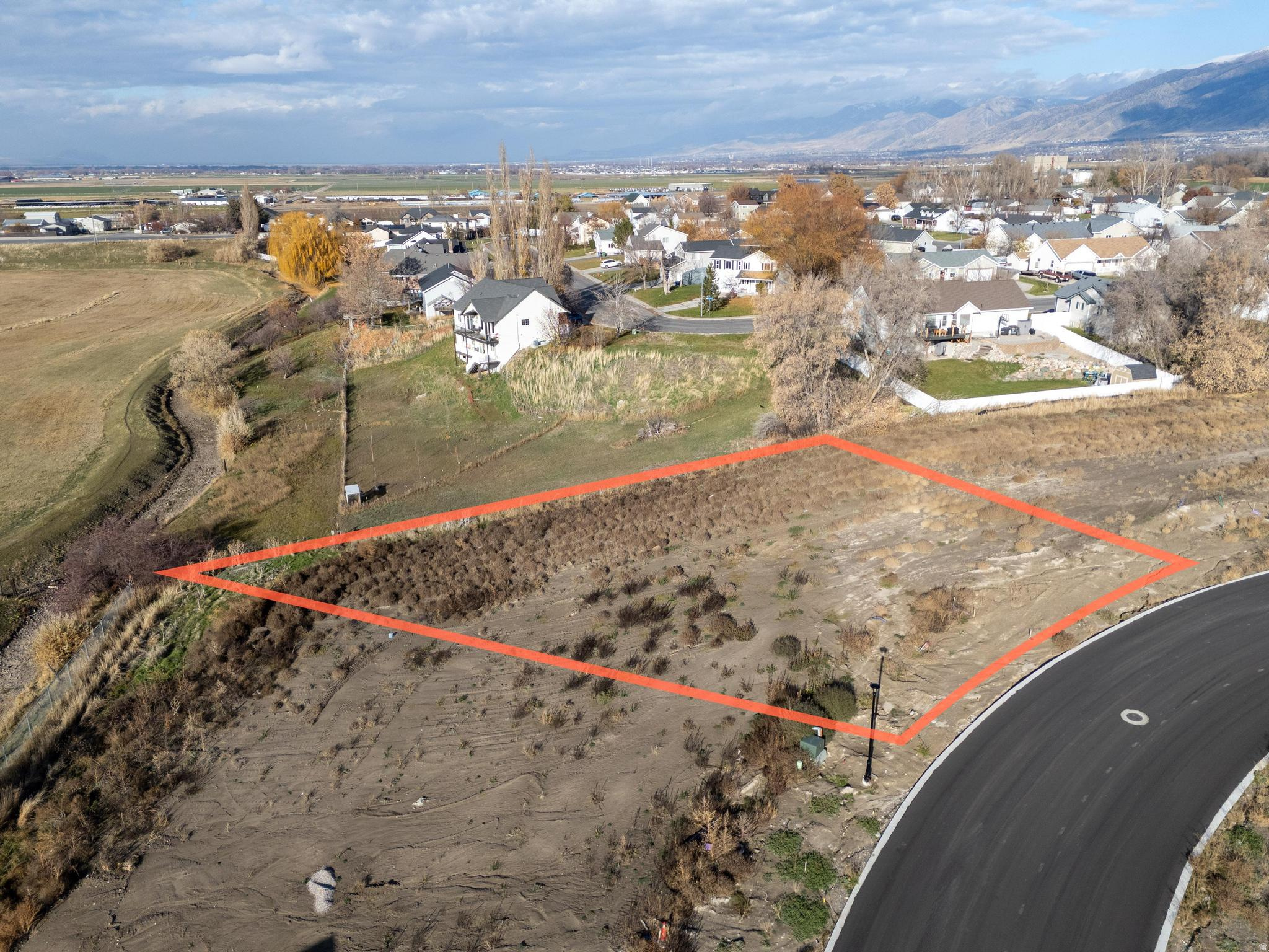 MOUNT STERLING FARMS - Land