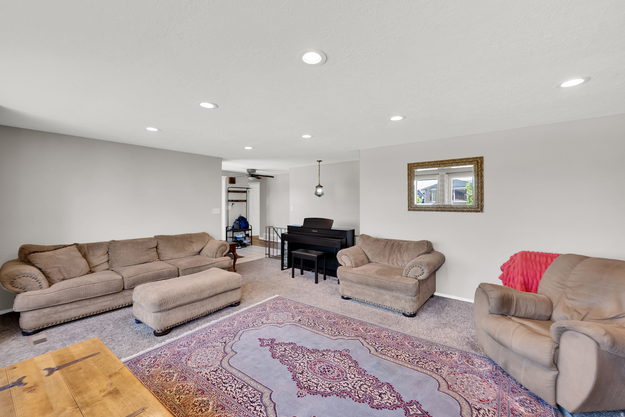 HILLSIDE ESTATES - Residential
