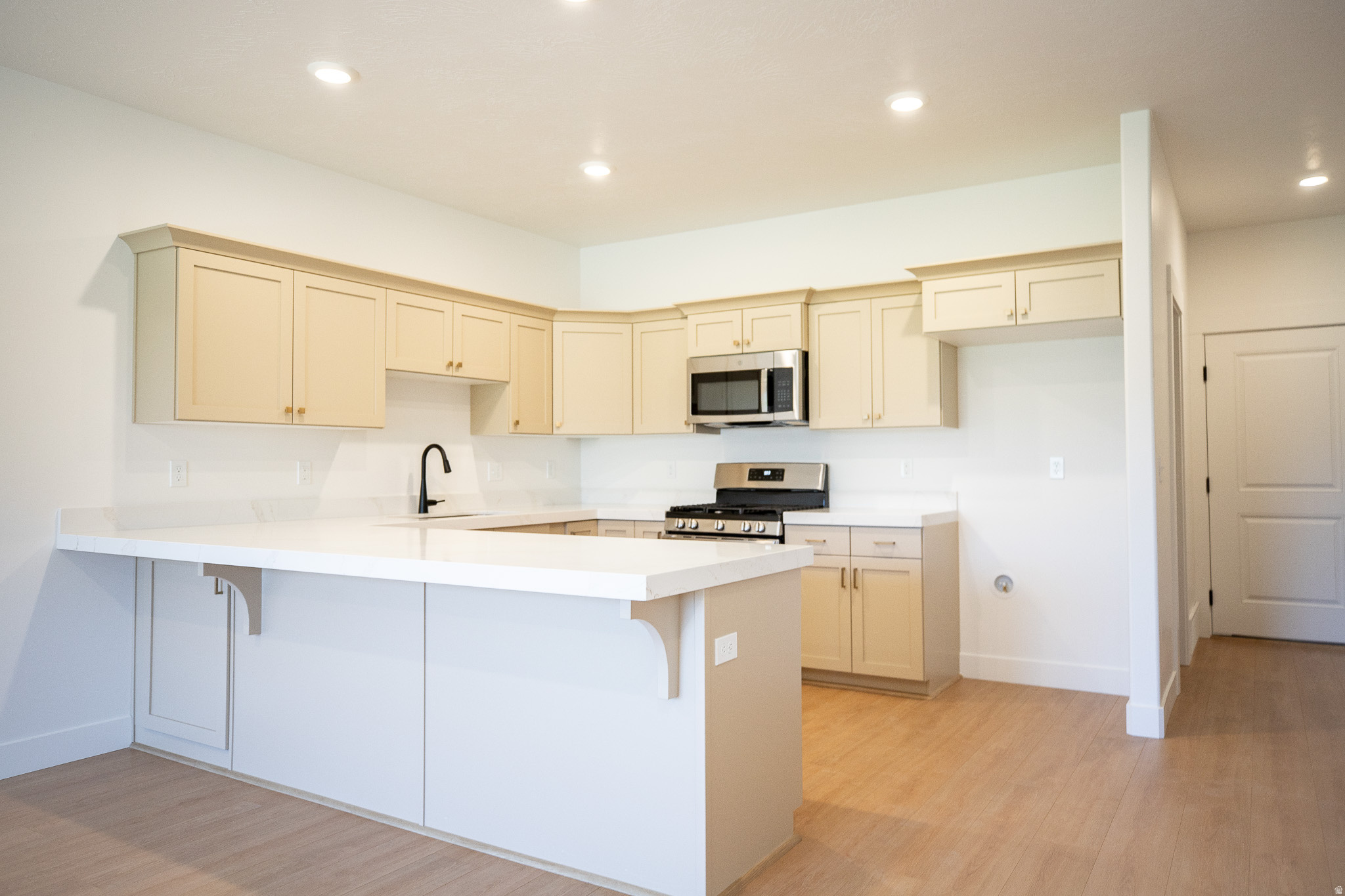 SALEM FIELDS - Residential
