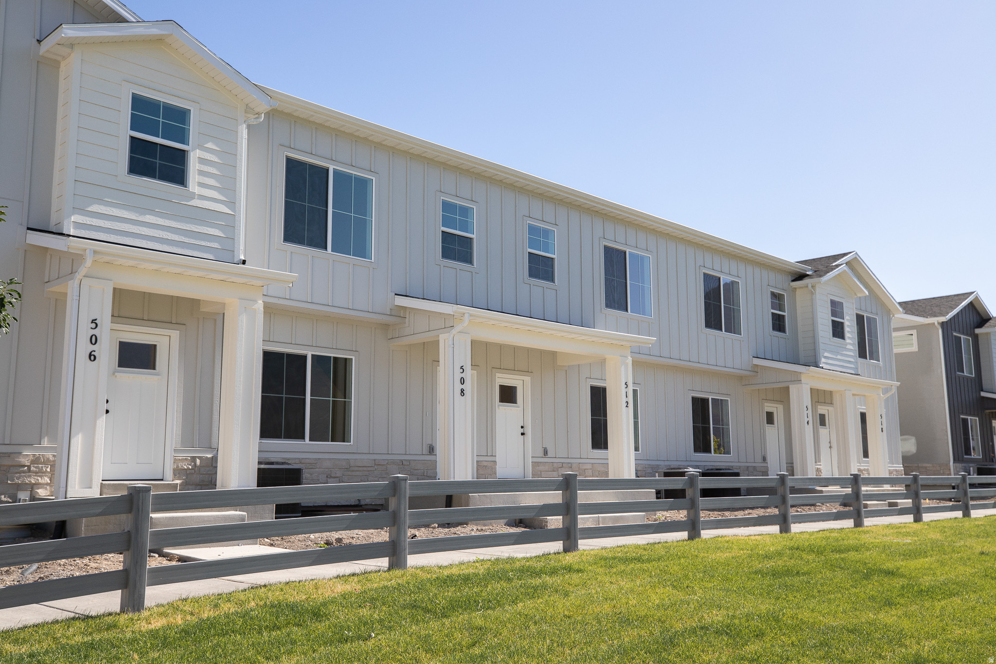 INTEREST RATES STARTING AS LOW AS 3.99% with our preferred lender or $20,000 INCENTIVE towards closing costs, rate buydown, or price reduction regardless of lender! (Talk to agent for conditions.) Must-See New Salem Fields Community! Move-in ready! This beautiful townhome built by Flagship Homes features 3 bedrooms + office, 2.5 bathrooms, quartz countertops, full landscaping, and a 2-car garage. The primary bedroom has a vaulted ceiling, large walk-in closet, and dual sinks with a large shower. With an unfinished basement, this townhome provides space for storage and room to grow. (If preferred, basement can be finished for an additional charge.) Call for more information or stop by our model home at 495 E 720 N, Salem, UT for a tour. Model home hours: Monday-Saturday 11 AM - 6 PM. Buyers to verify all information. Square footage is from house plans.