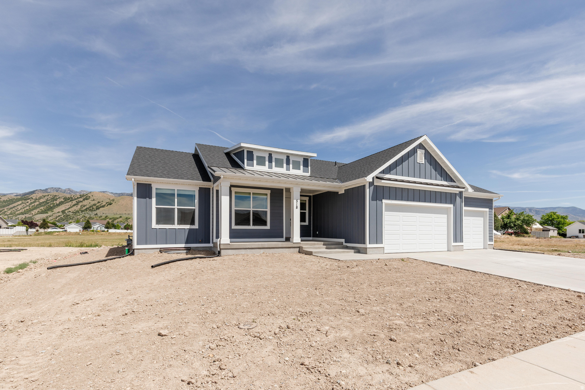 SUNSET RIDGES - Residential