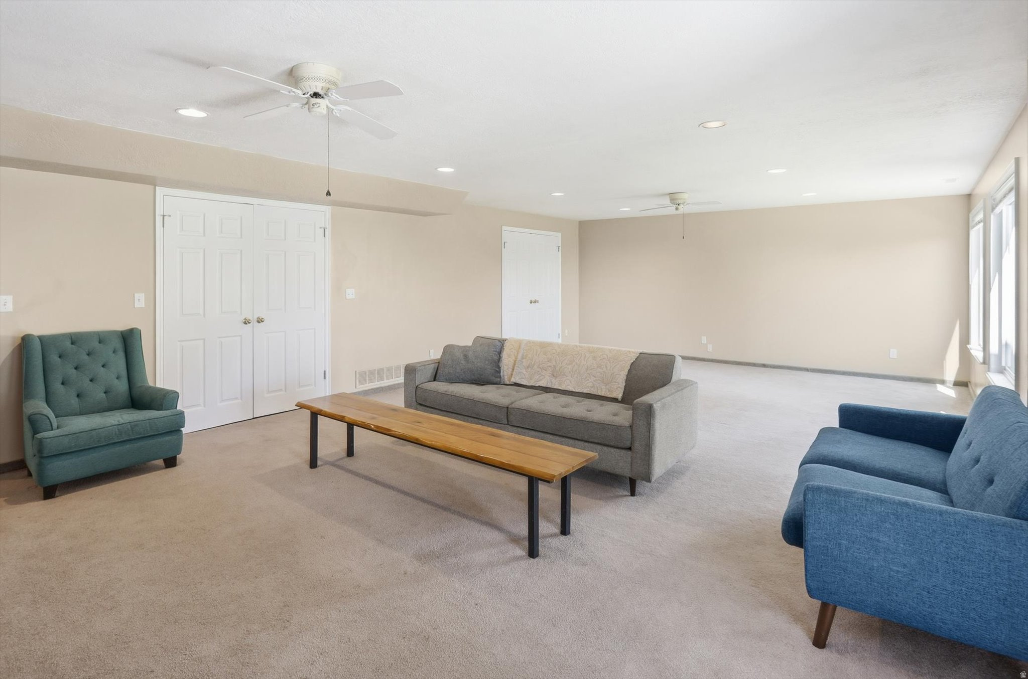 NORTH OAKS COVE - Residential