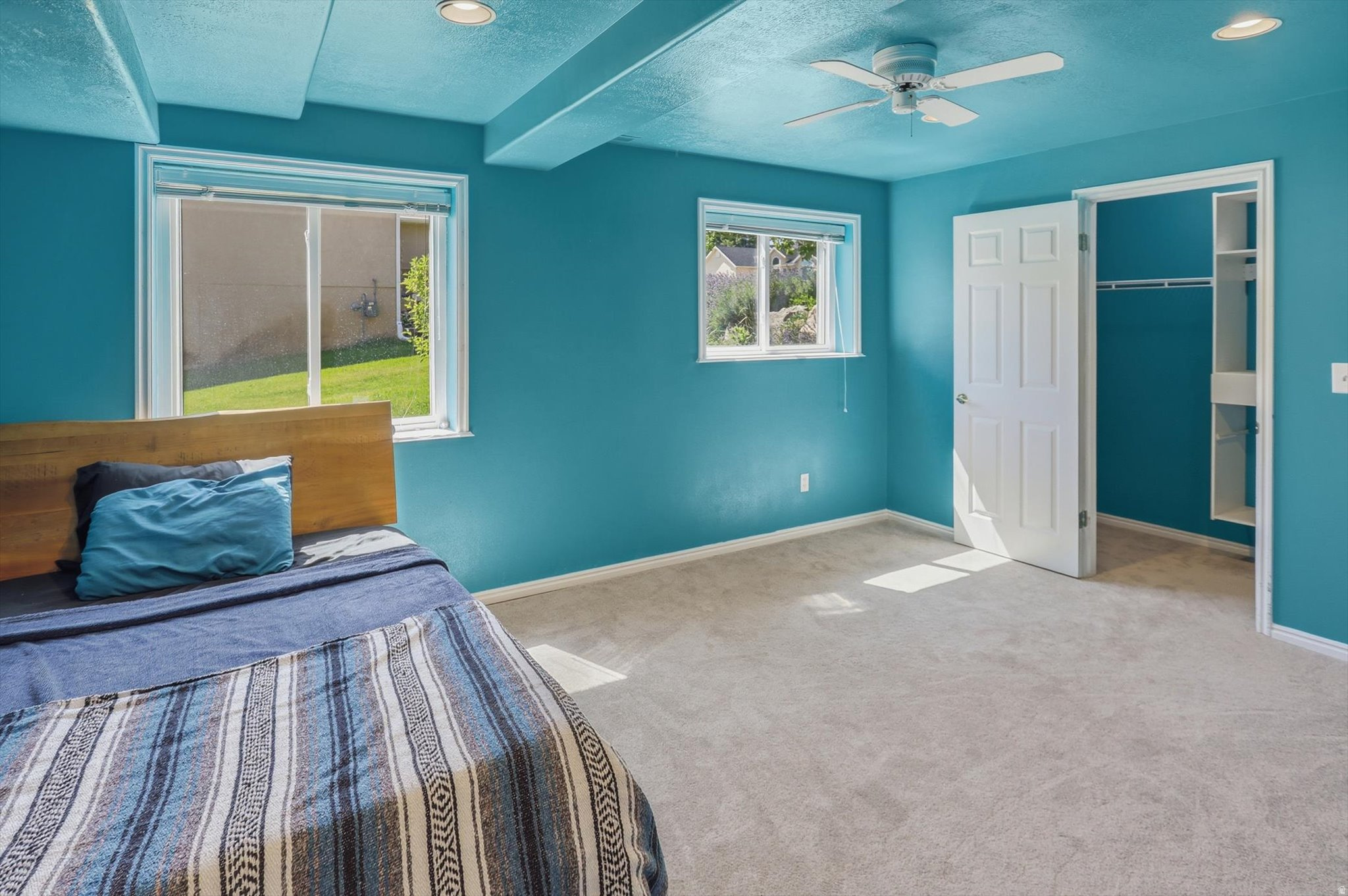NORTH OAKS COVE - Residential