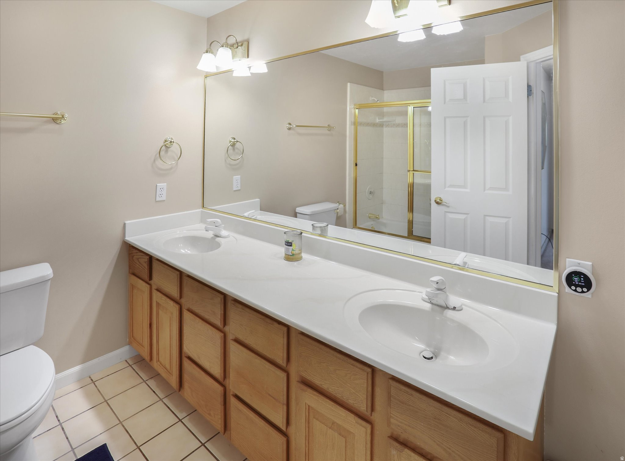 NORTH OAKS COVE - Residential
