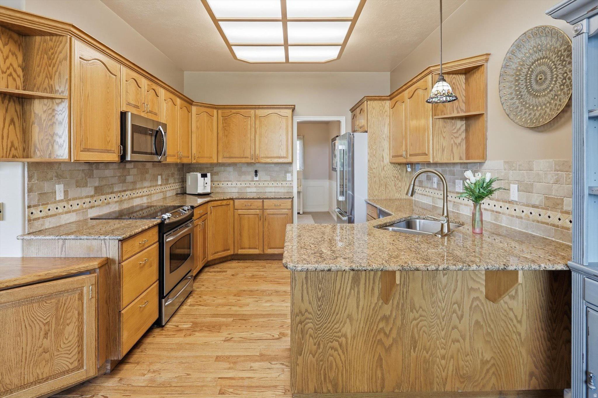 NORTH OAKS COVE - Residential