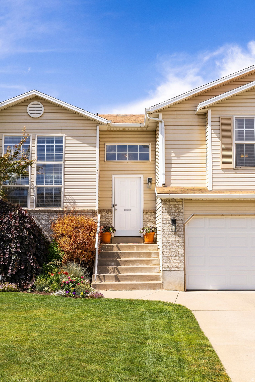 MEADOW CROSSING - Residential