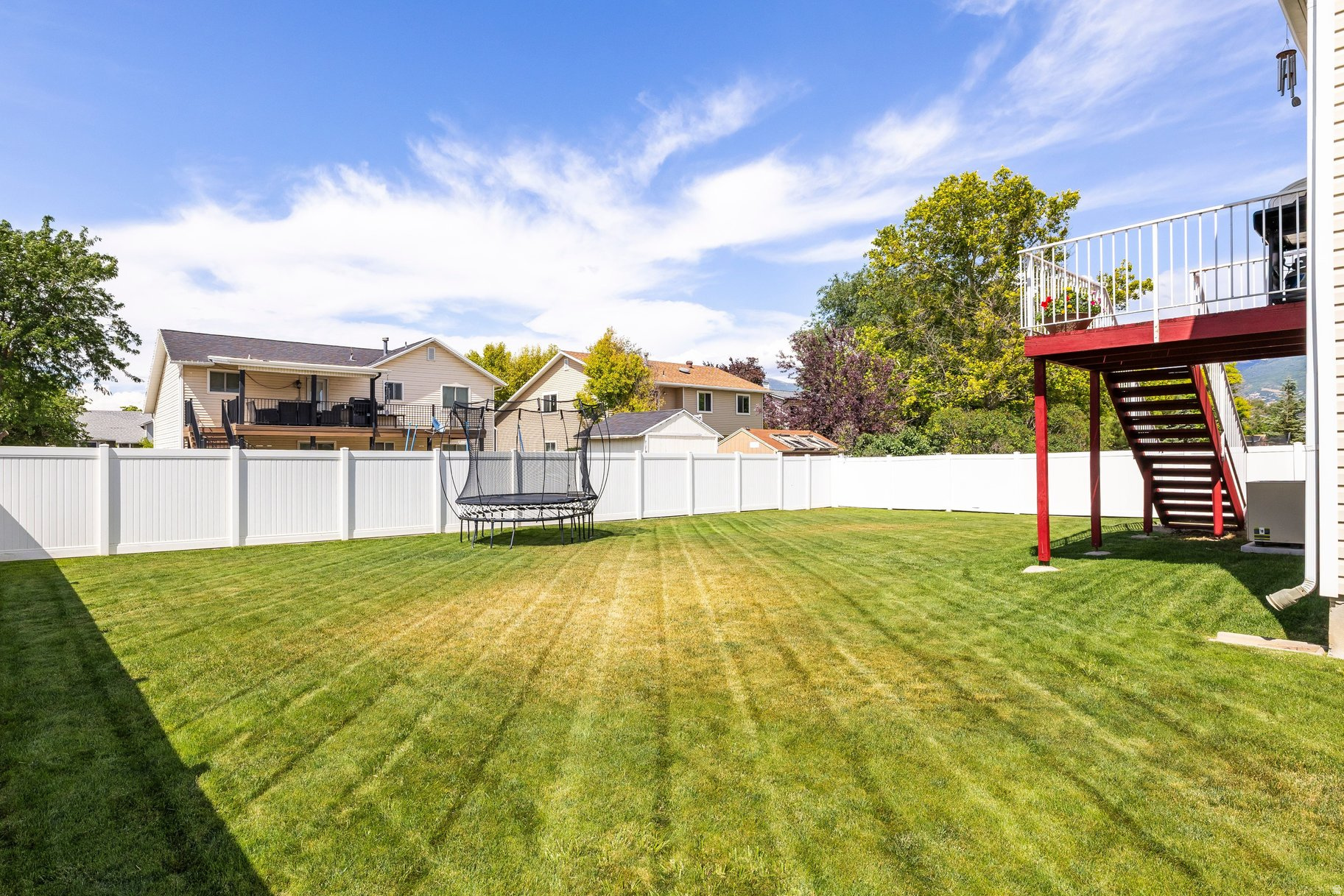 MEADOW CROSSING - Residential