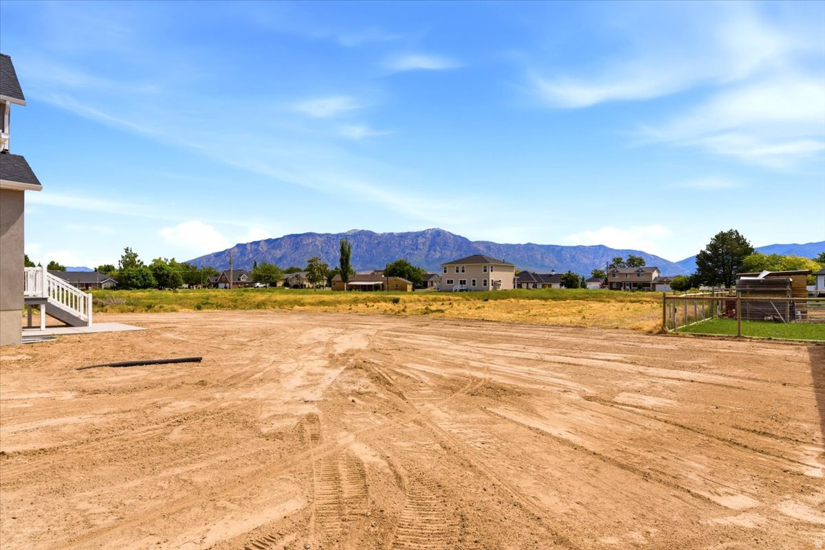 FREMOMT MEADOWS - Residential