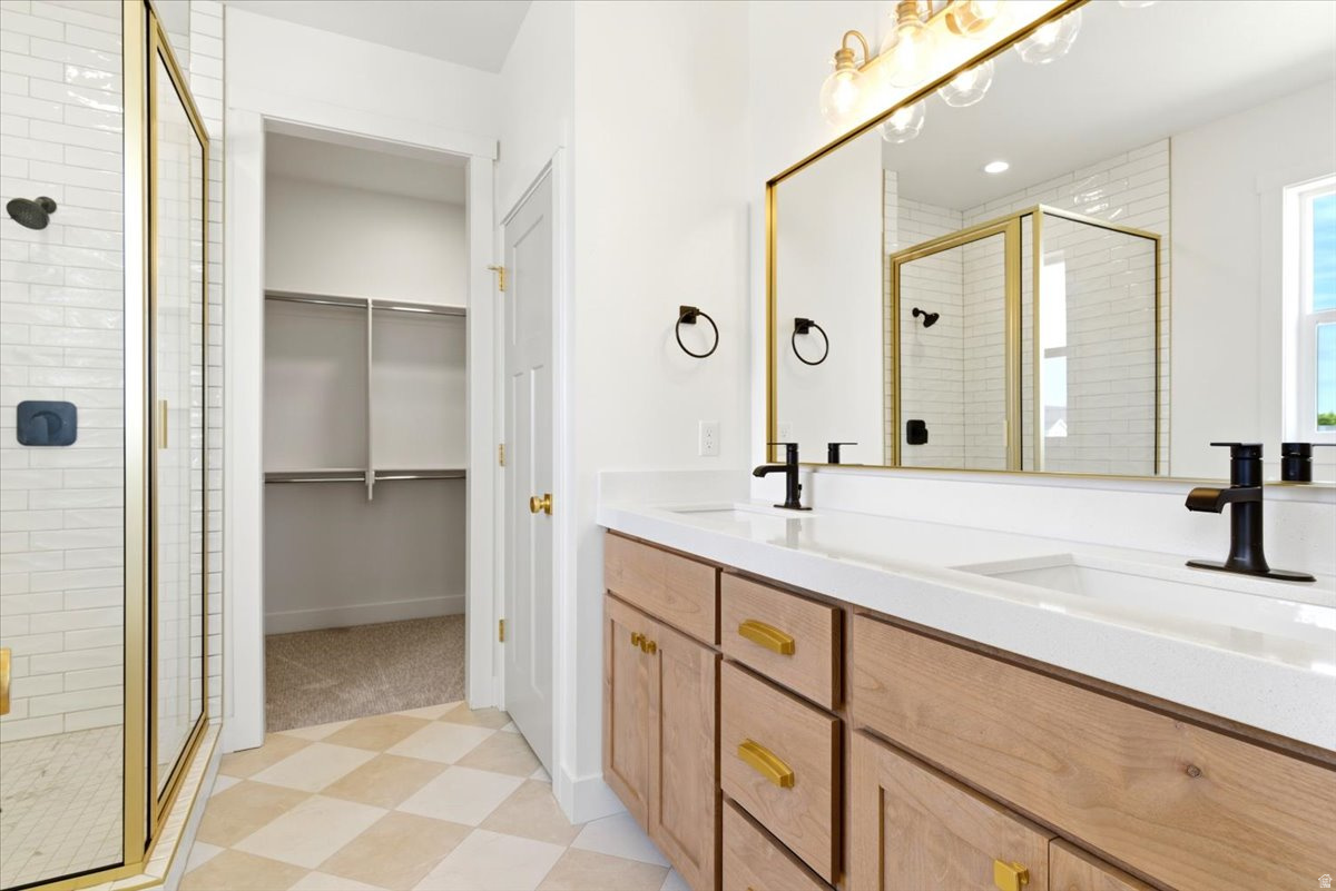 FREMOMT MEADOWS - Residential