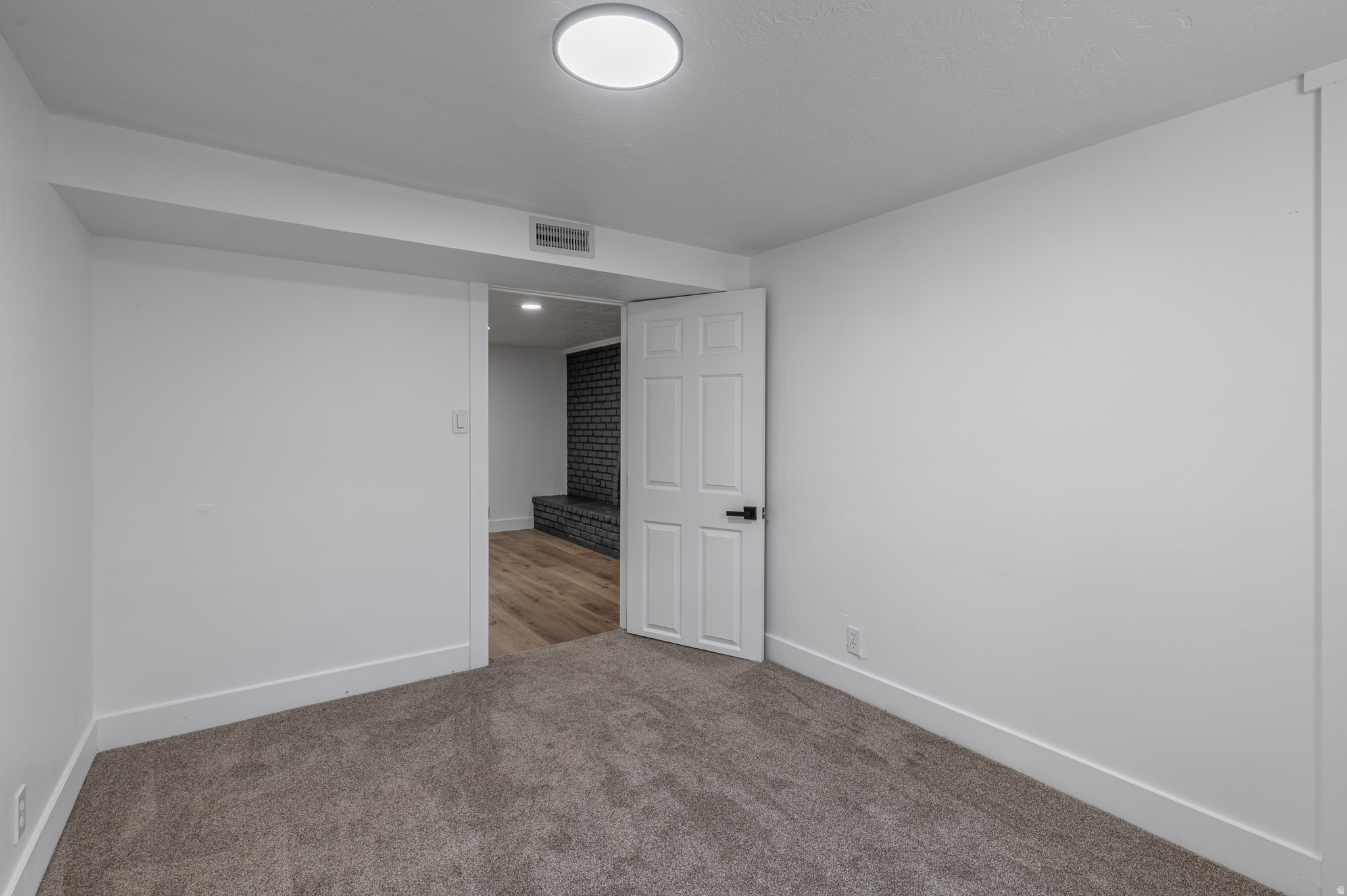 HIGHLAND MEADOWS - Residential