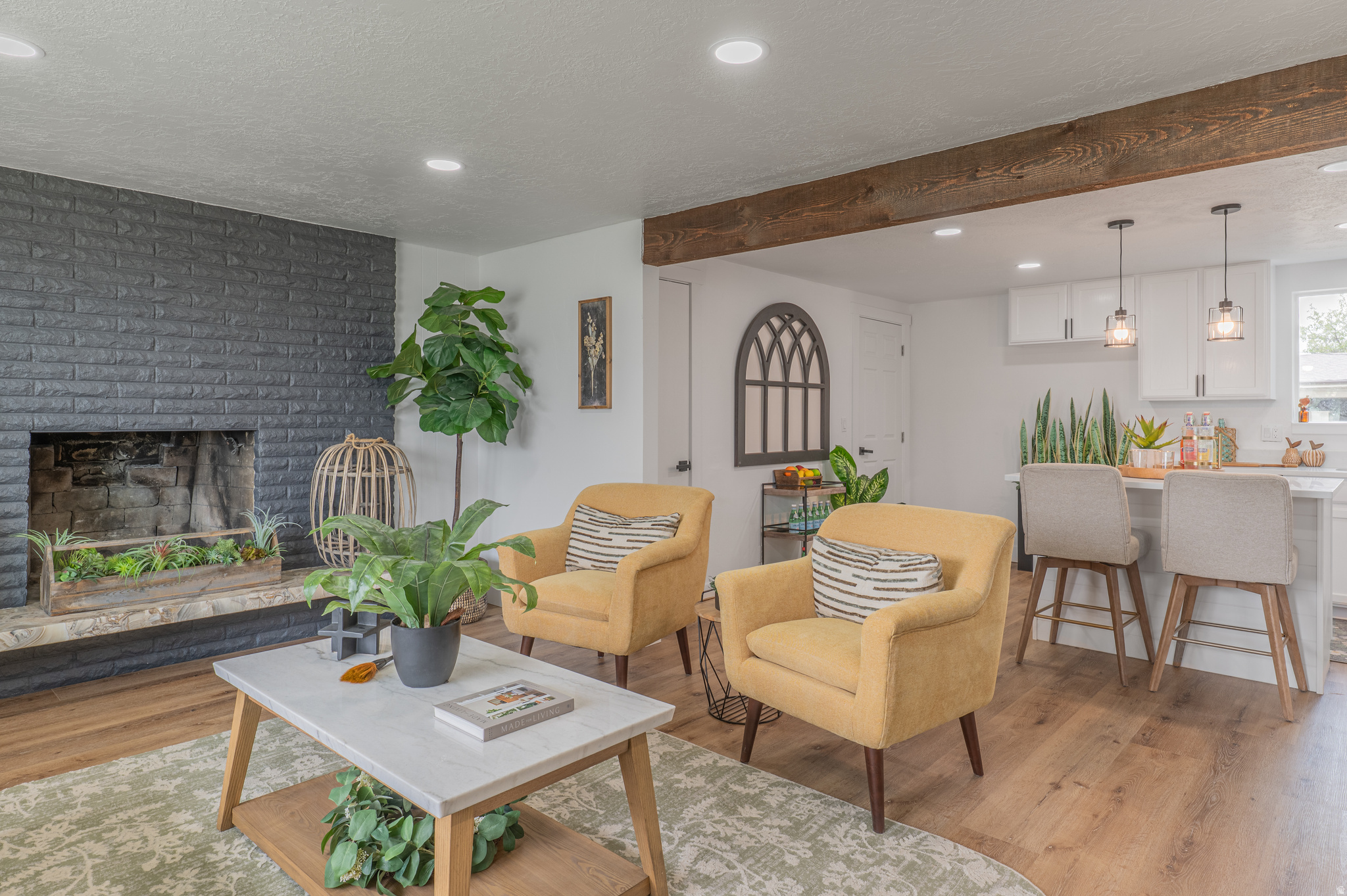 HIGHLAND MEADOWS - Residential