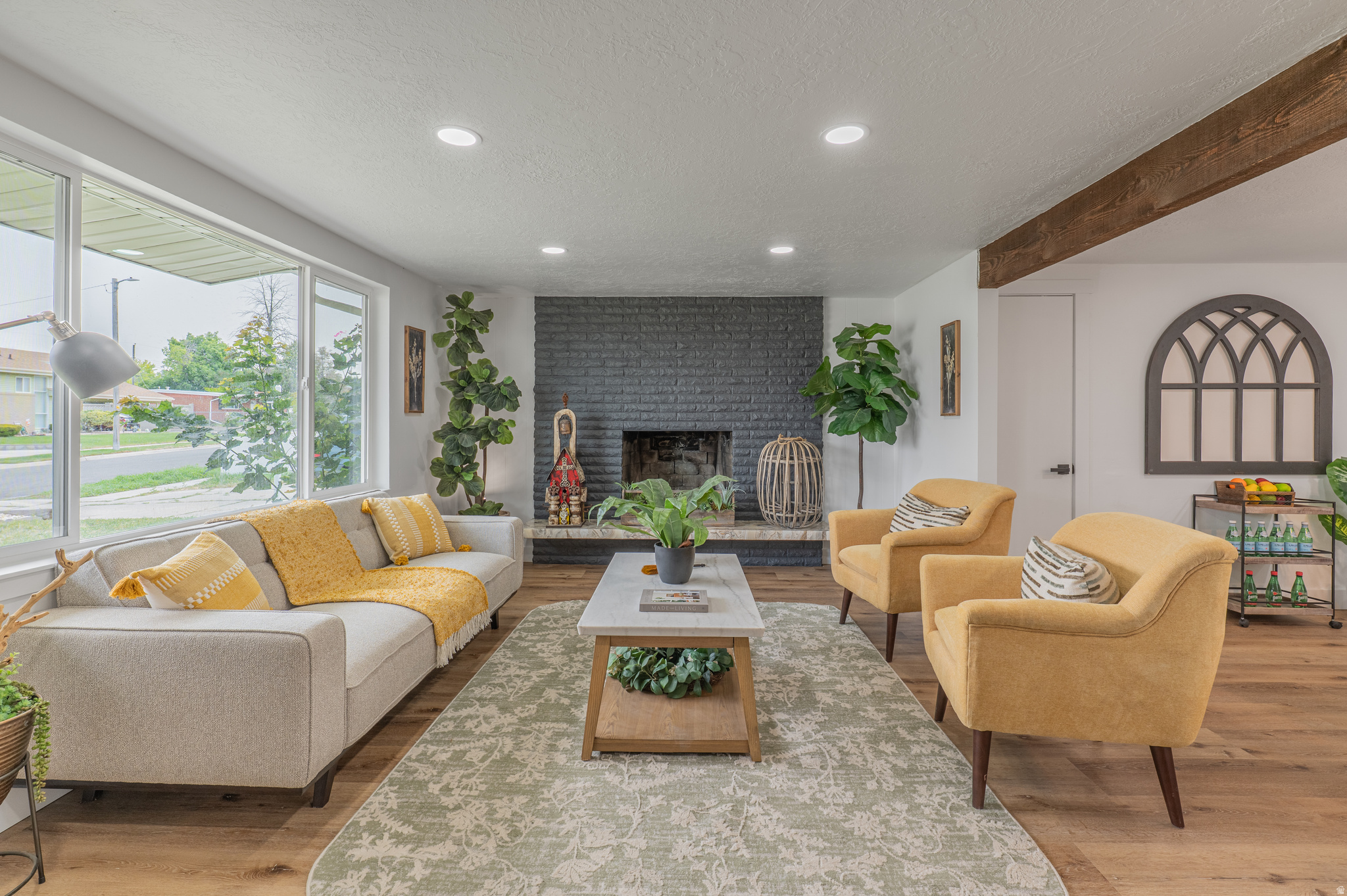 HIGHLAND MEADOWS - Residential