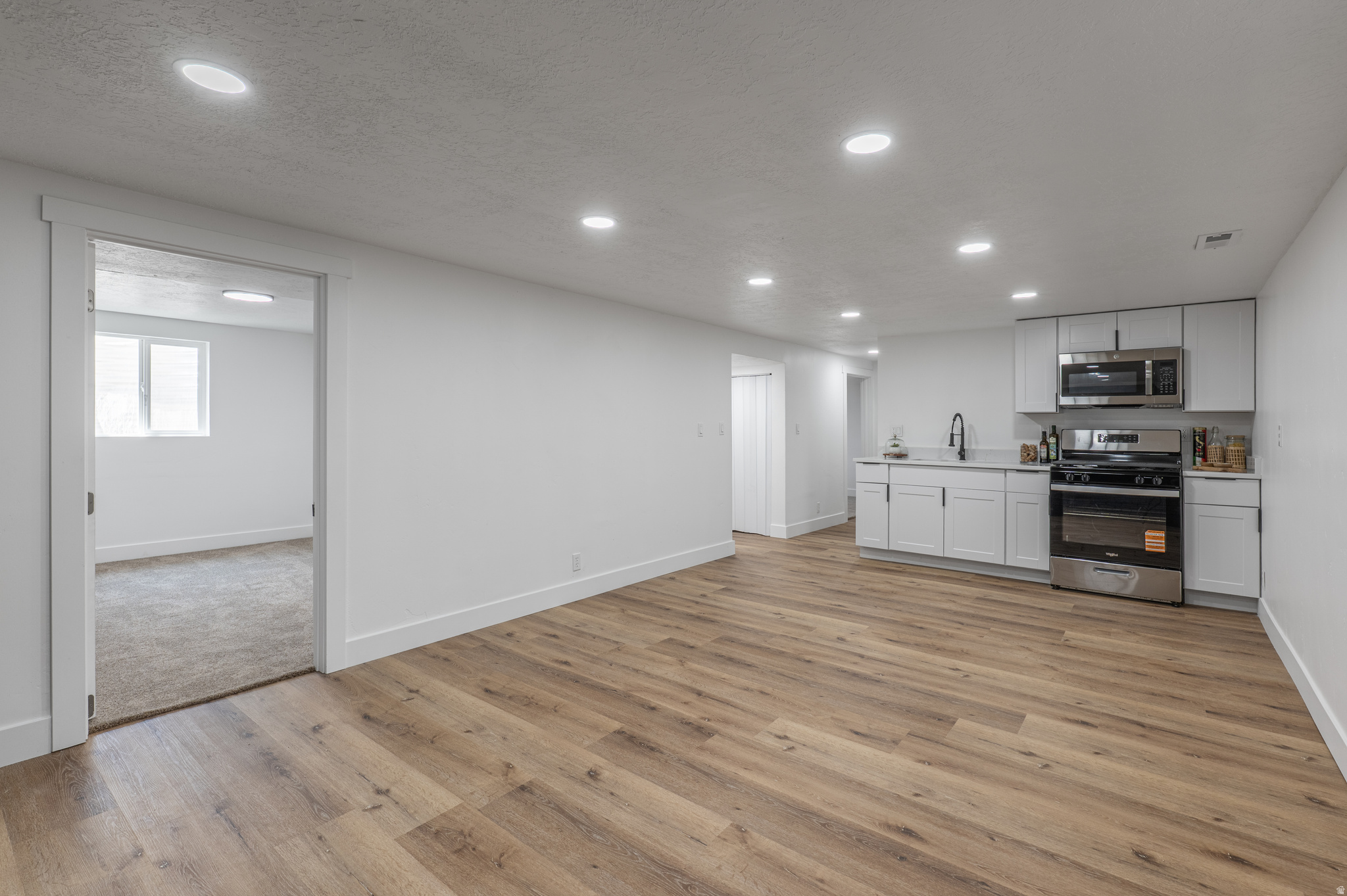 HIGHLAND MEADOWS - Residential