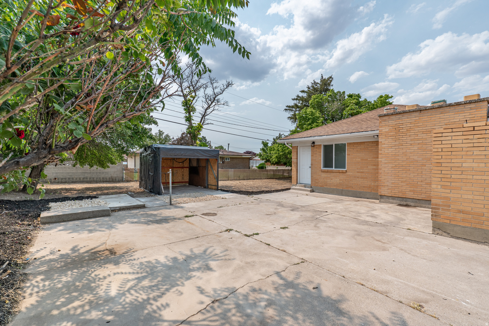 HIGHLAND MEADOWS - Residential