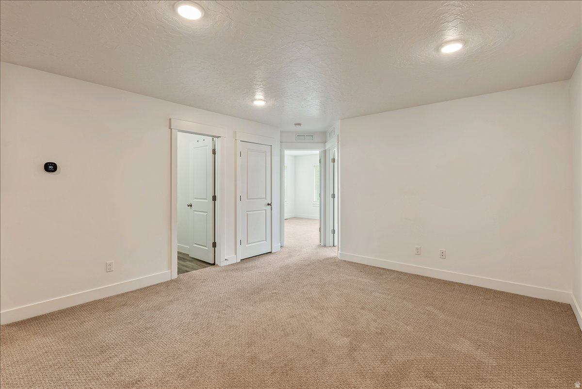 ARROWGATE - Residential