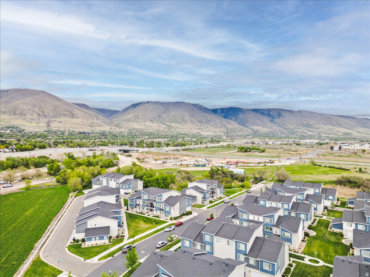 ARROWGATE - Residential