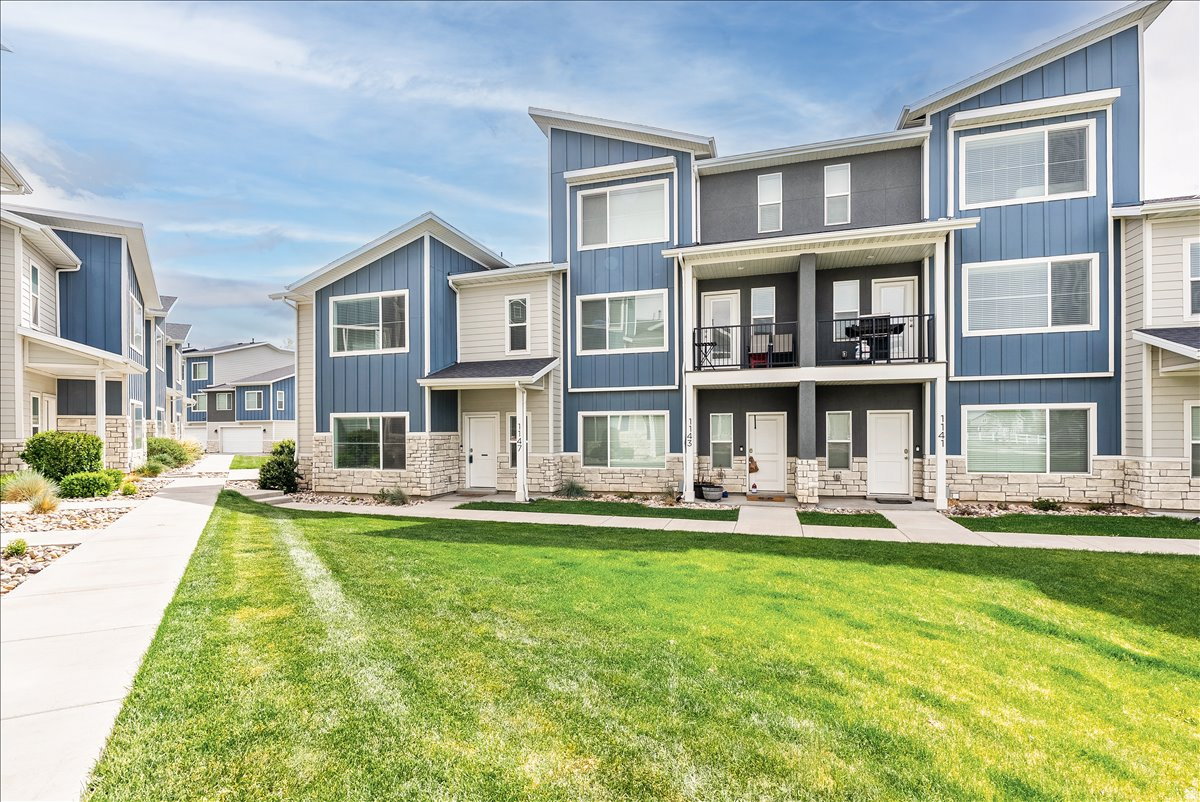 ARROWGATE - Residential