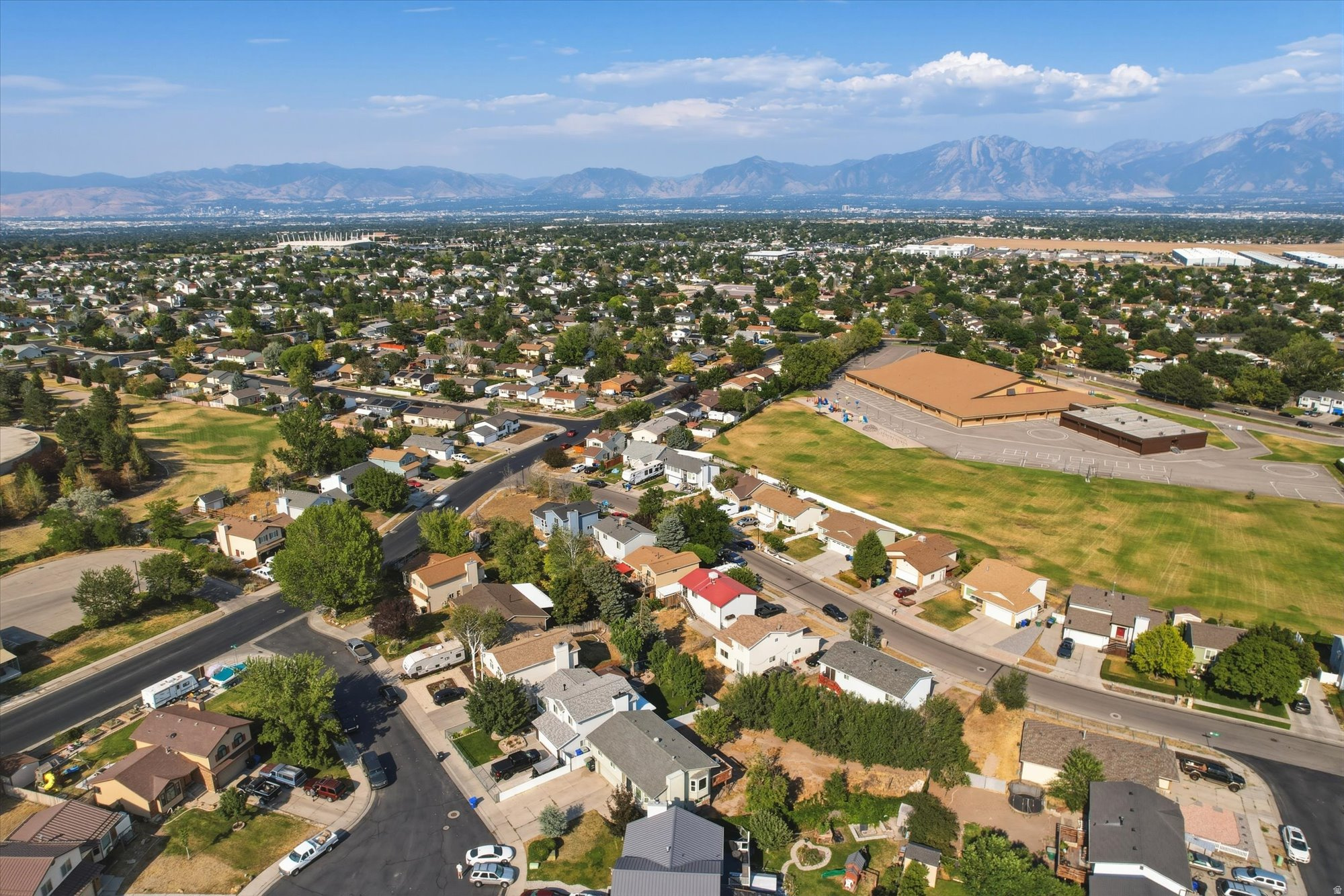 OQUIRRH SHADOWS #29 - Residential